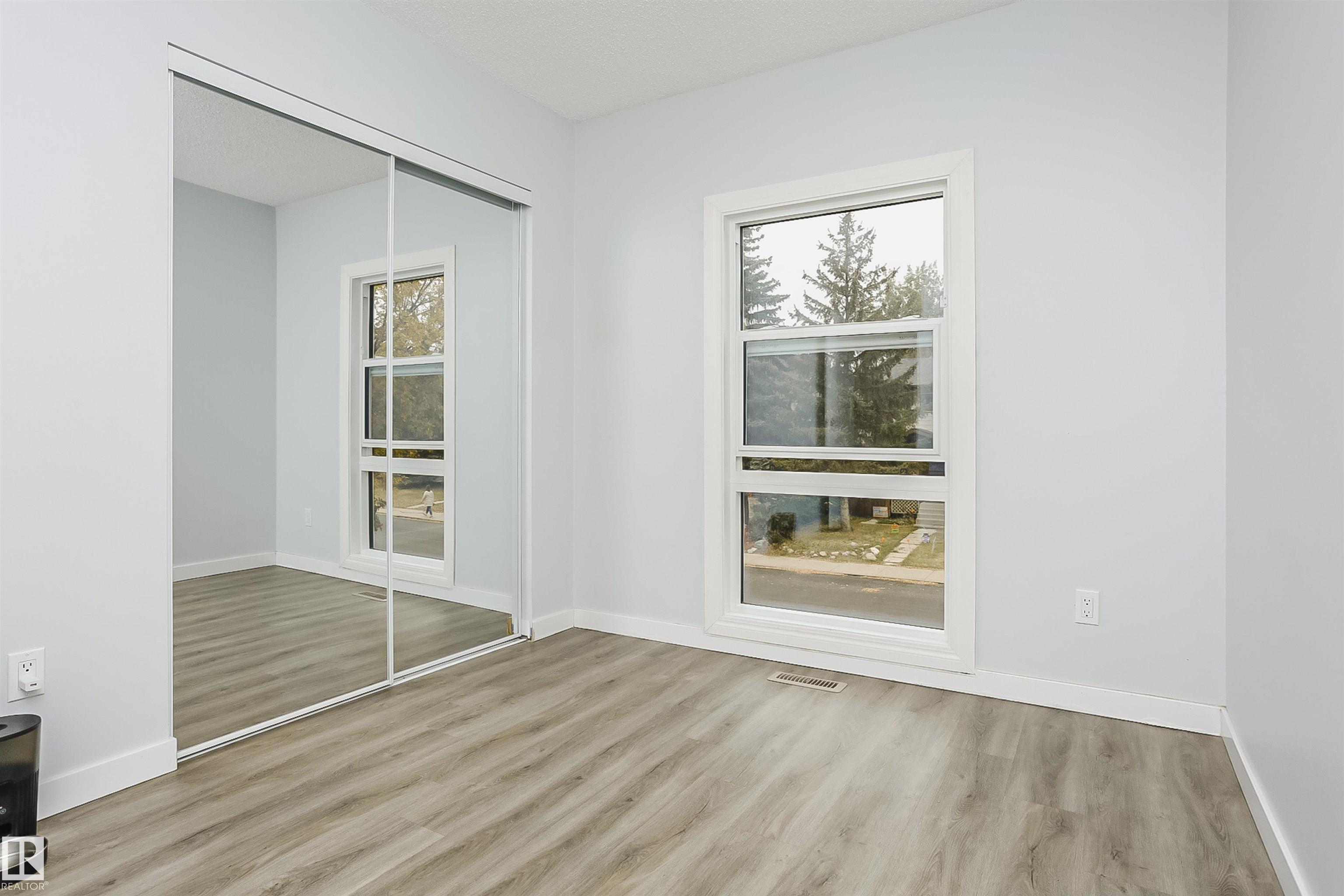 Photo 37 at 56 - 2020 105 Street NW, Keheewin, Edmonton