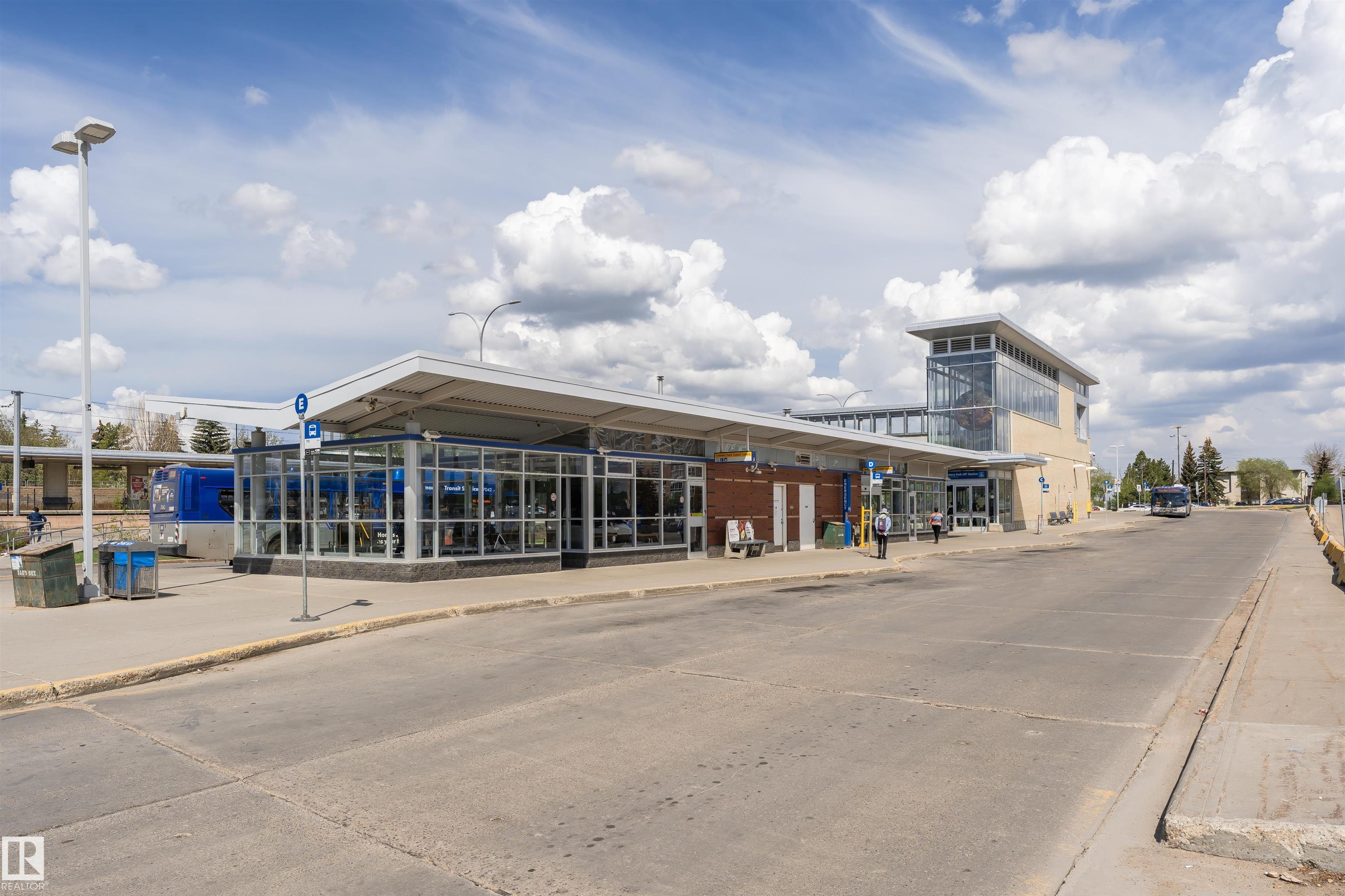 Photo 54 at 56 - 2020 105 Street NW, Keheewin, Edmonton