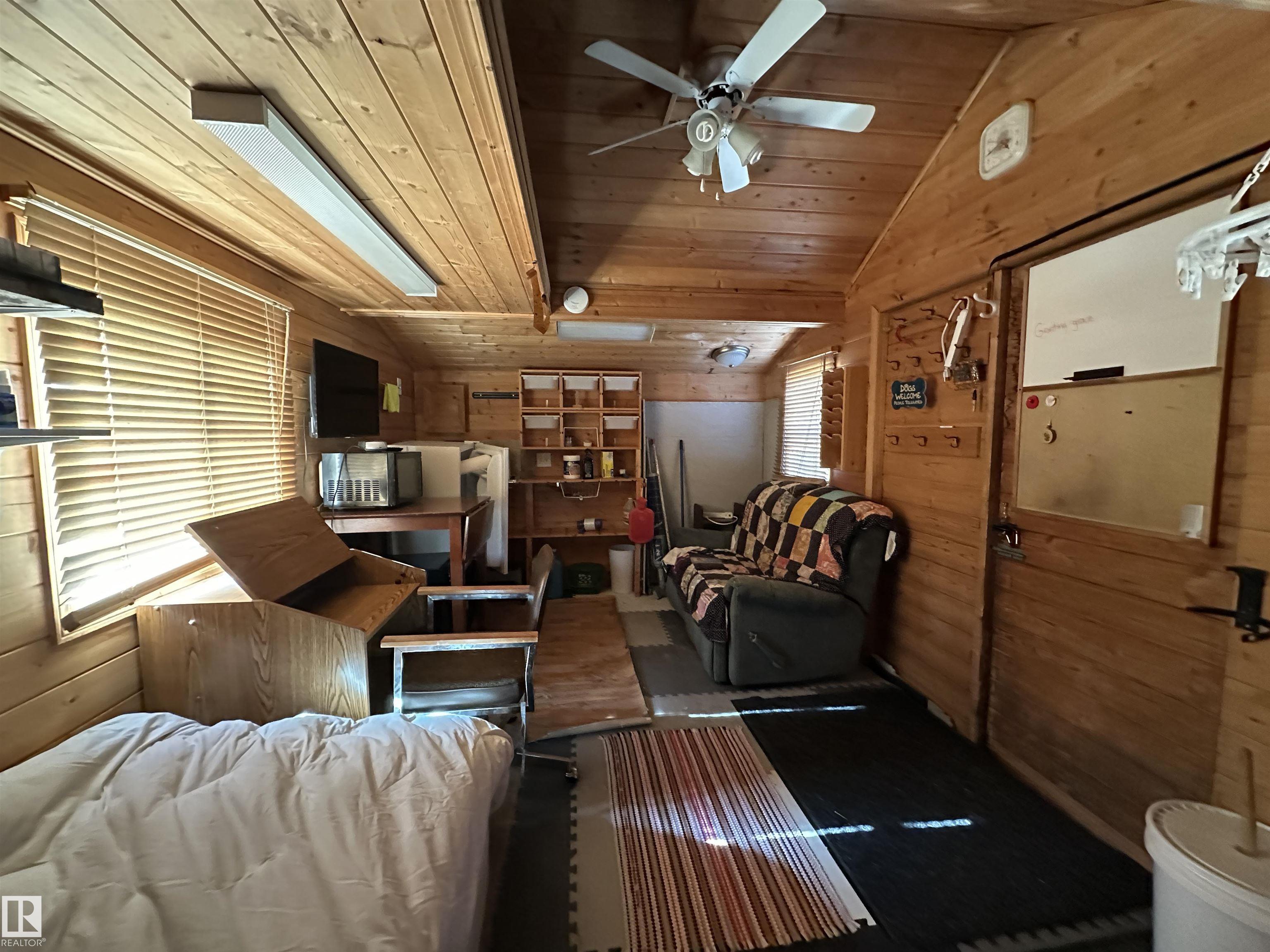 Photo 11 at 51101 Range Road 63, Tomahawk, Rural Parkland County