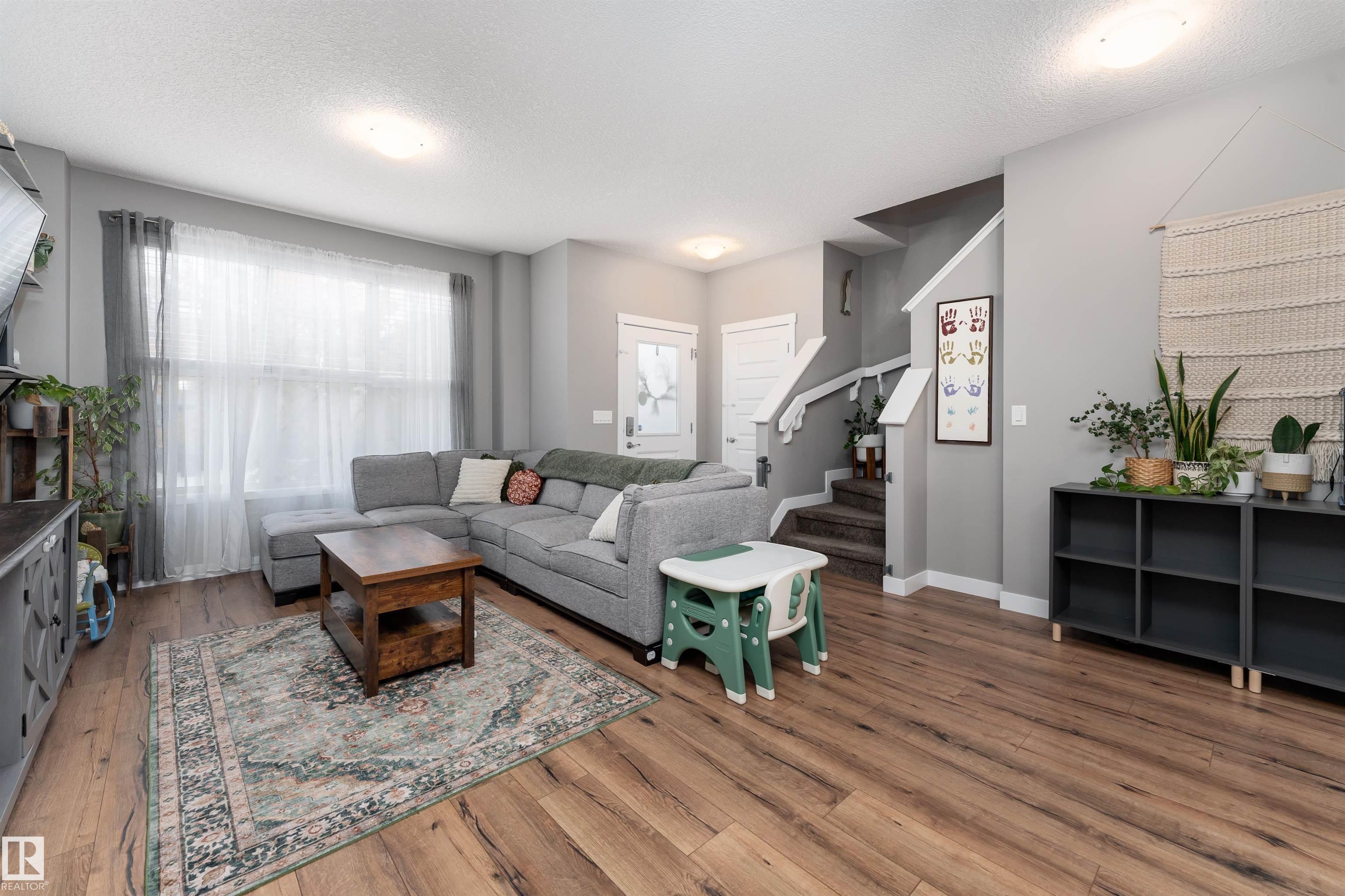Photo 6 at 32 Greenbury Close, Greenbury, Spruce Grove