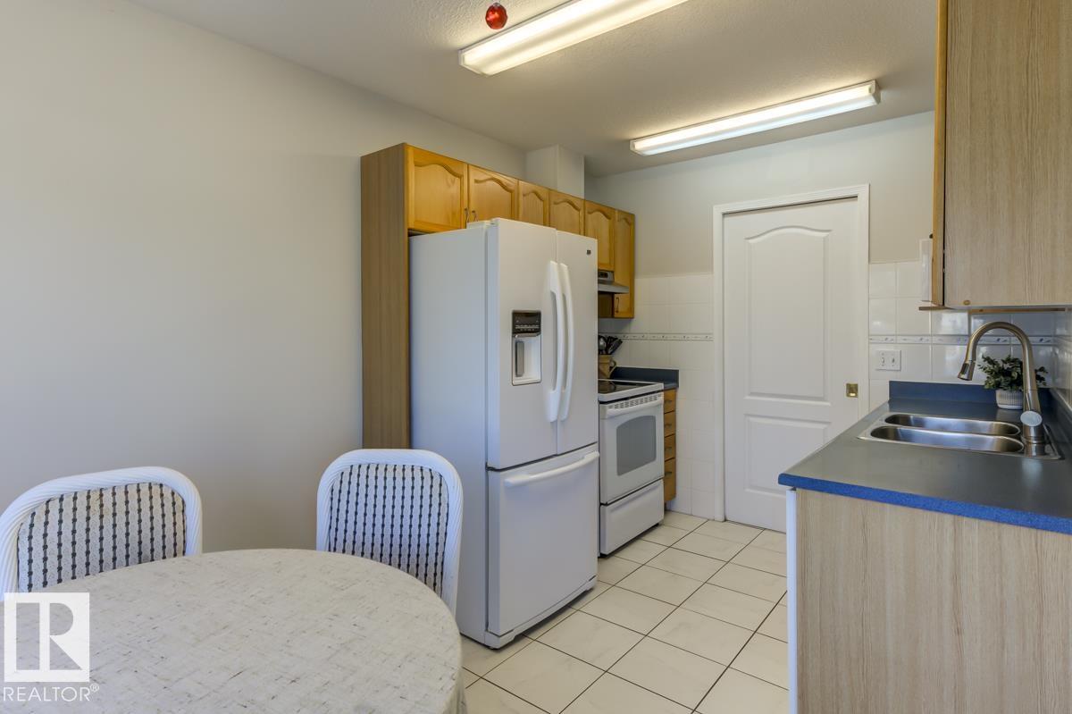 Photo 12 at 20 - 13320 124 Street NW, Kensington, Edmonton