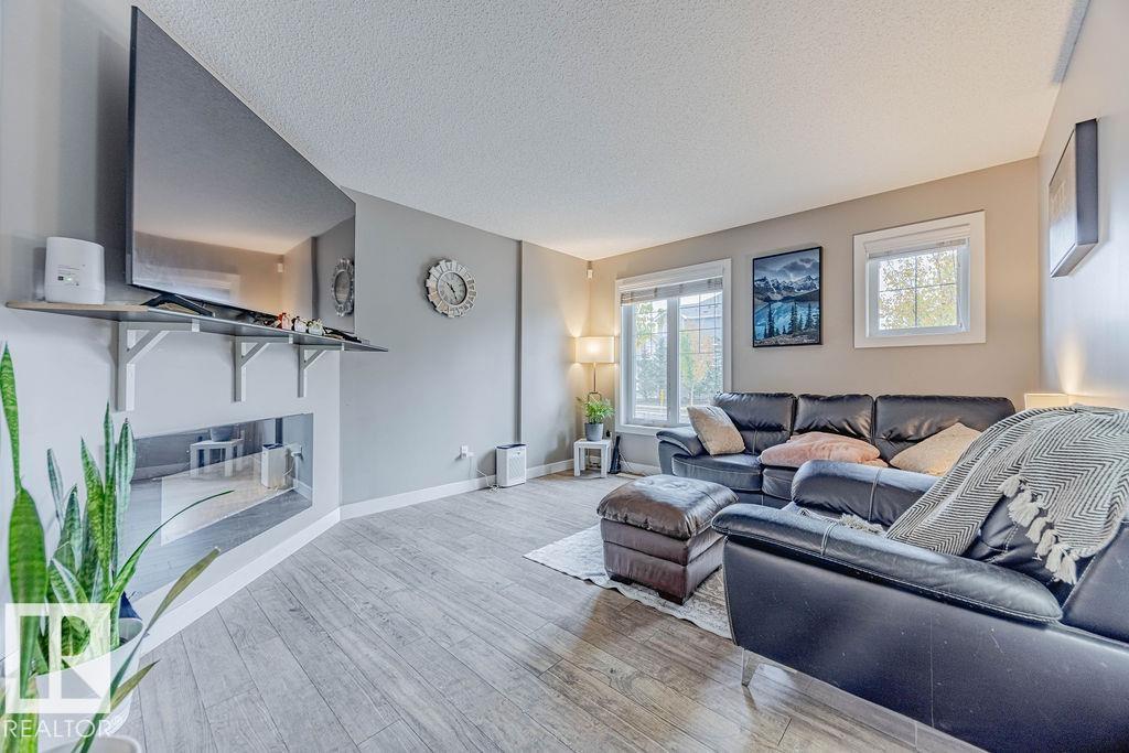 Photo 6 at 7386 Edgemont Way NW, Edgemont, Edmonton