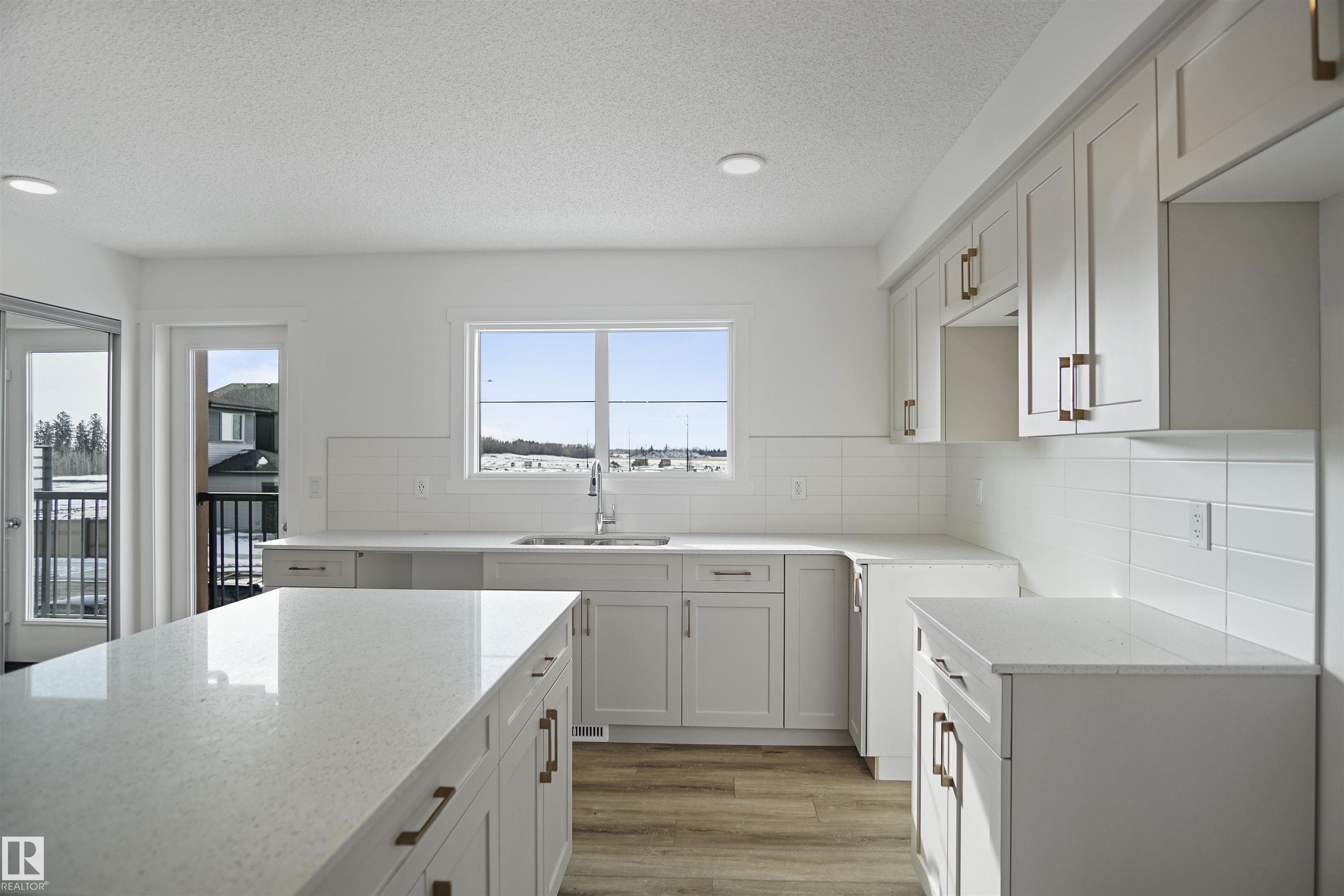 Photo 11 at 4157 Kinglet Drive NW, Kinglet Gardens, Edmonton