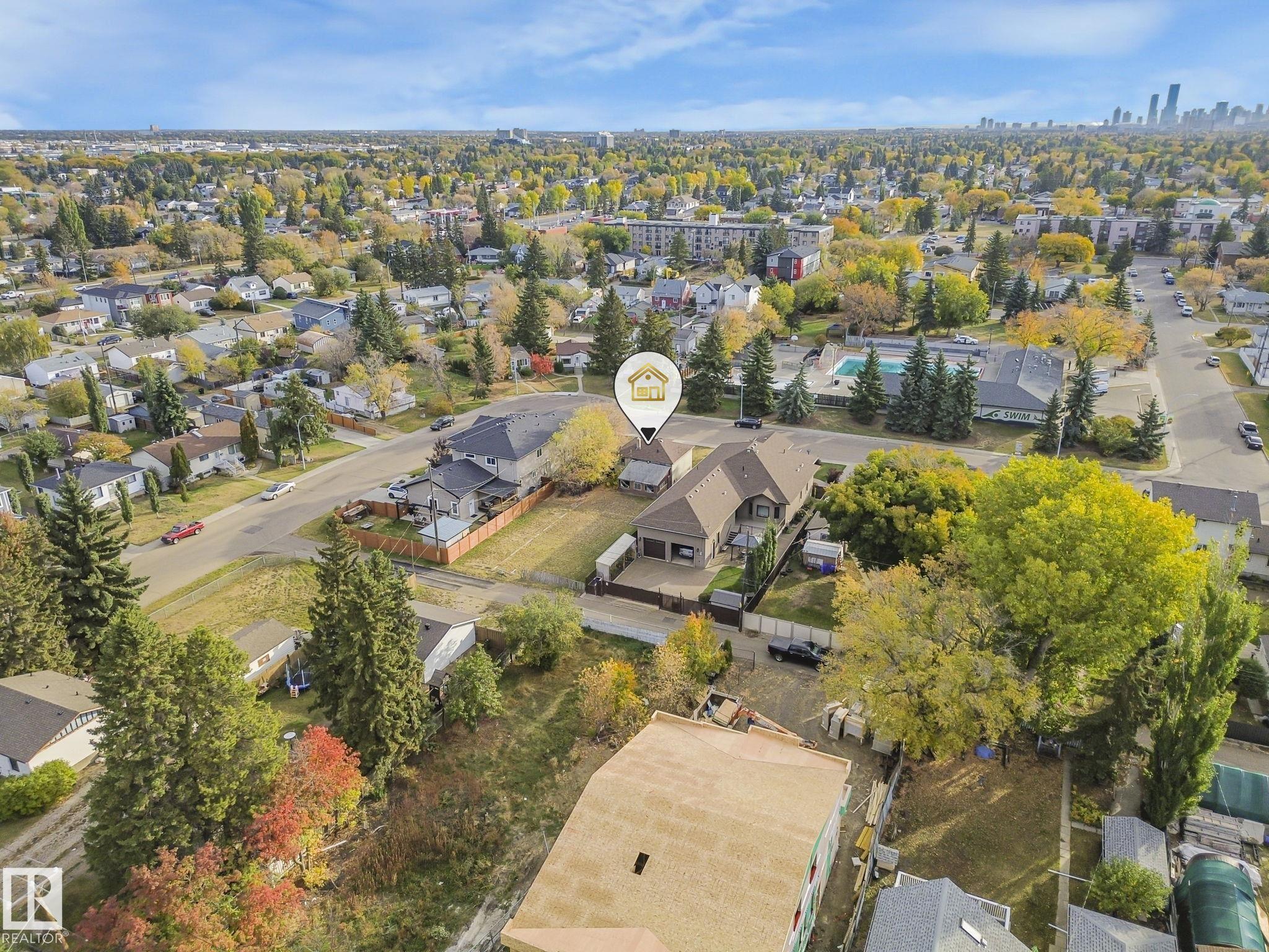 Photo 11 at 10522 158 Street NW, Britannia Youngstown, Edmonton