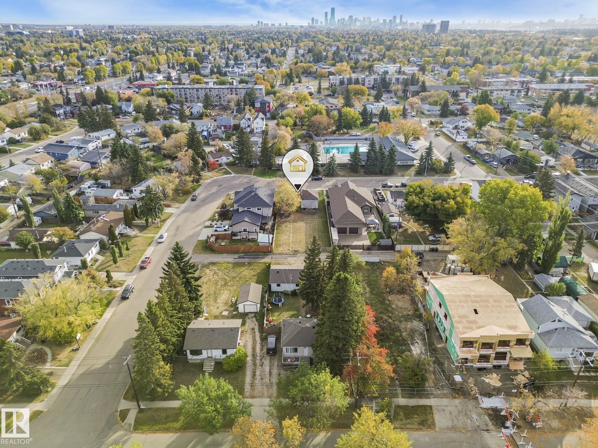 Photo 12 at 10522 158 Street NW, Britannia Youngstown, Edmonton
