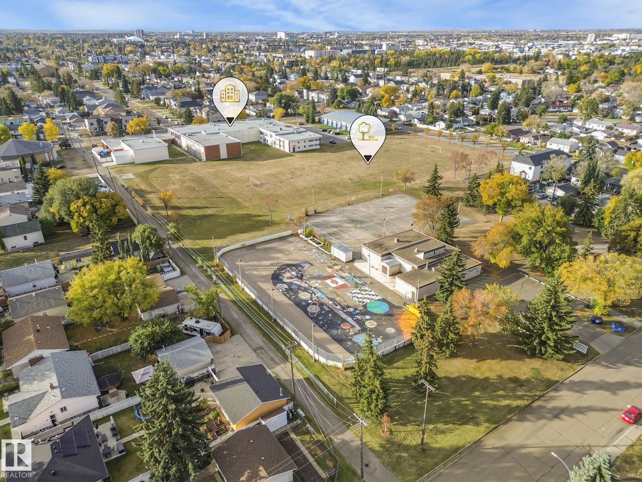 Photo 15 at 10522 158 Street NW, Britannia Youngstown, Edmonton