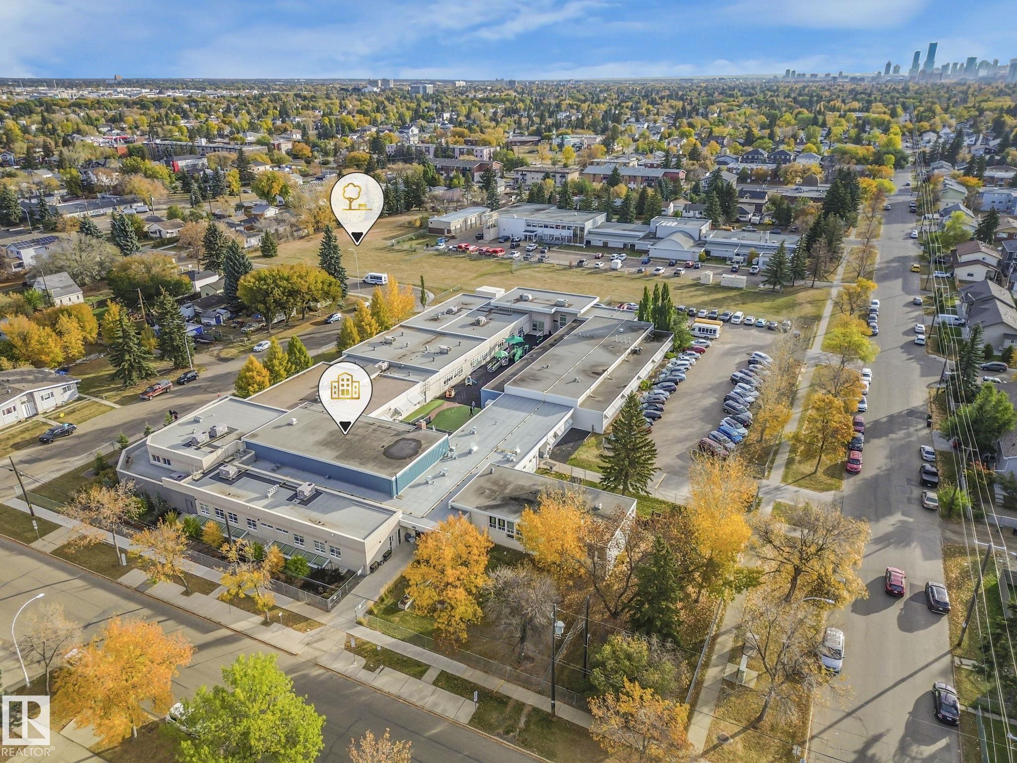 Photo 17 at 10522 158 Street NW, Britannia Youngstown, Edmonton