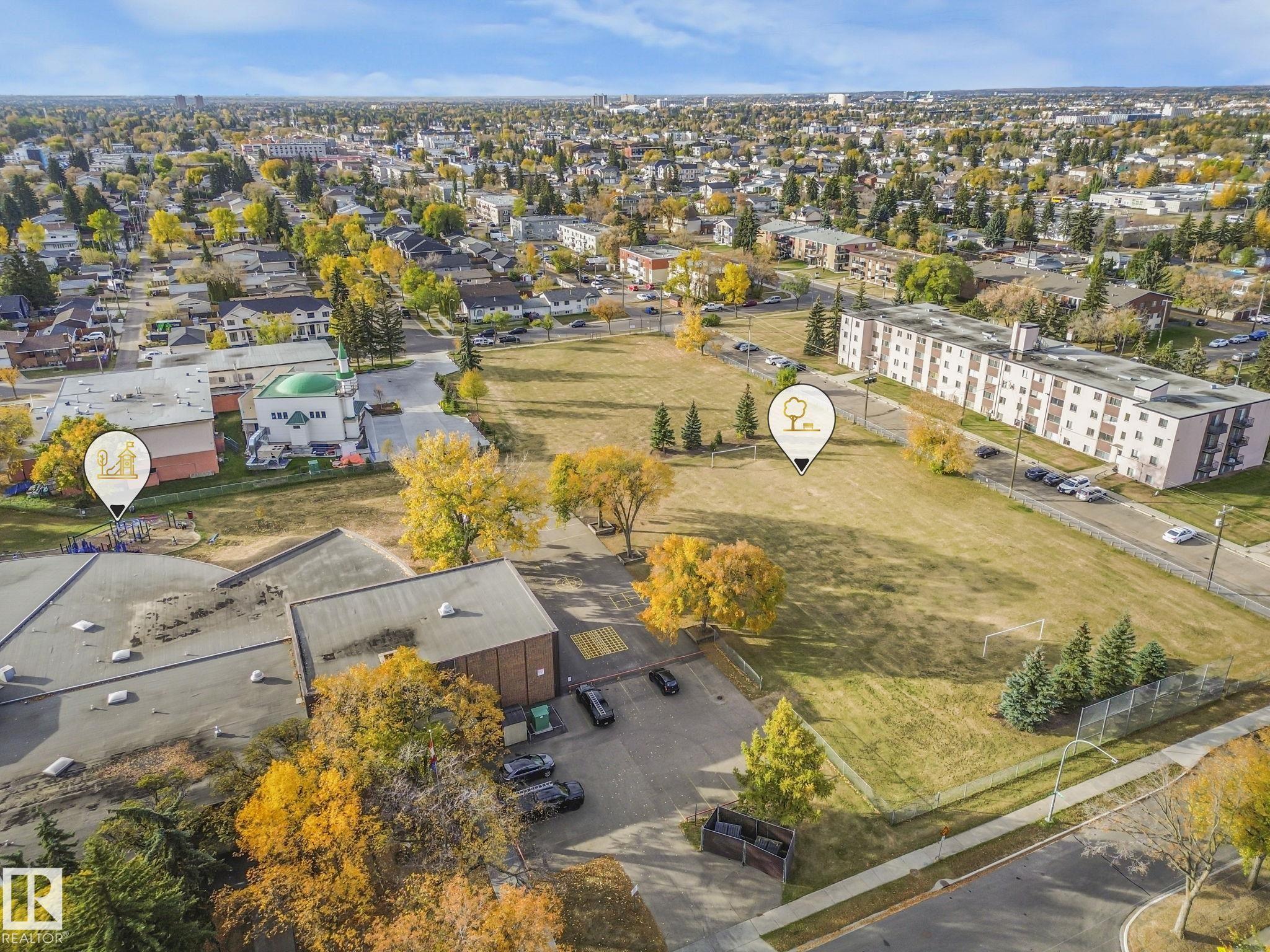 Photo 20 at 10522 158 Street NW, Britannia Youngstown, Edmonton