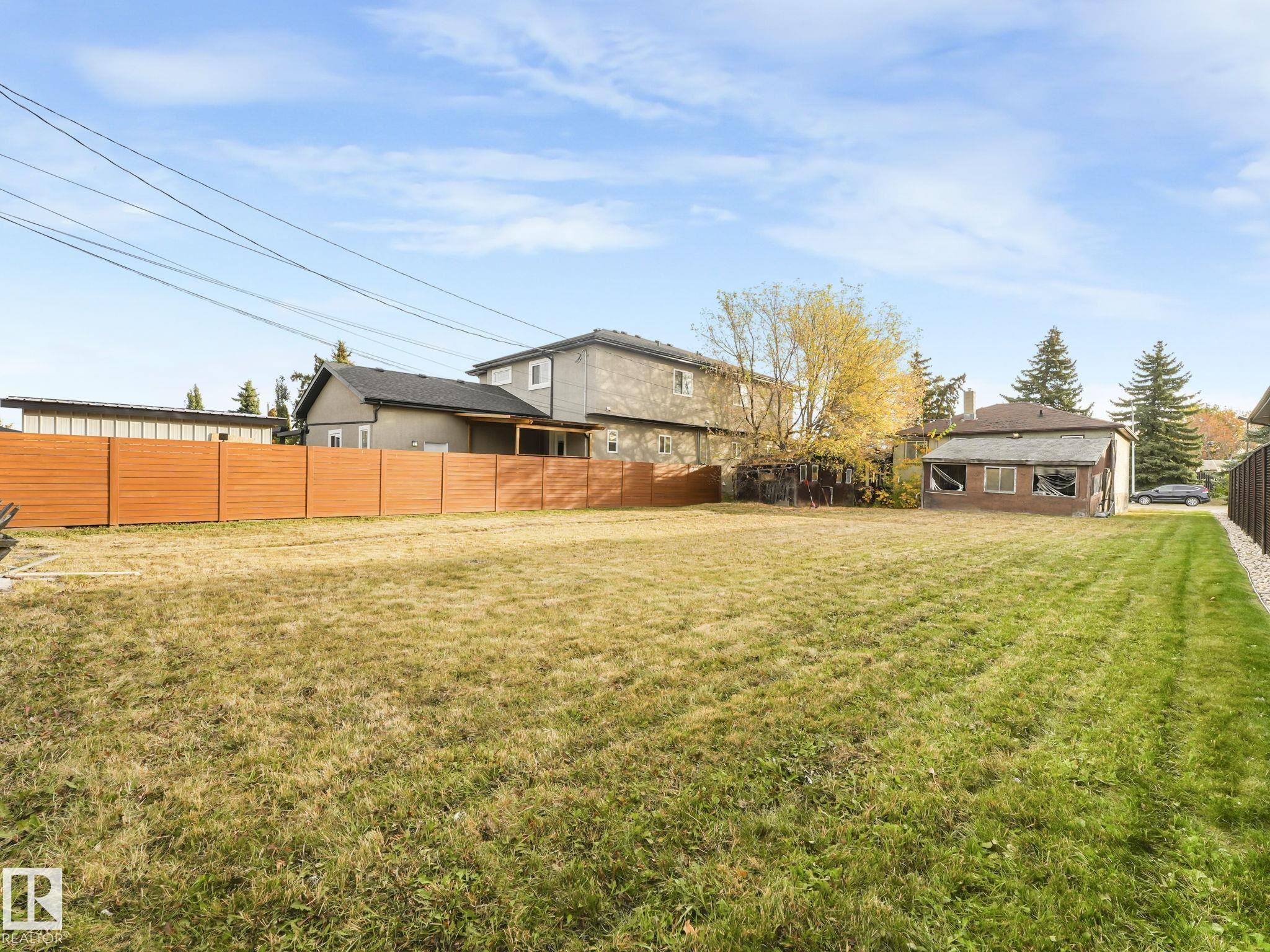 Photo 31 at 10522 158 Street NW, Britannia Youngstown, Edmonton