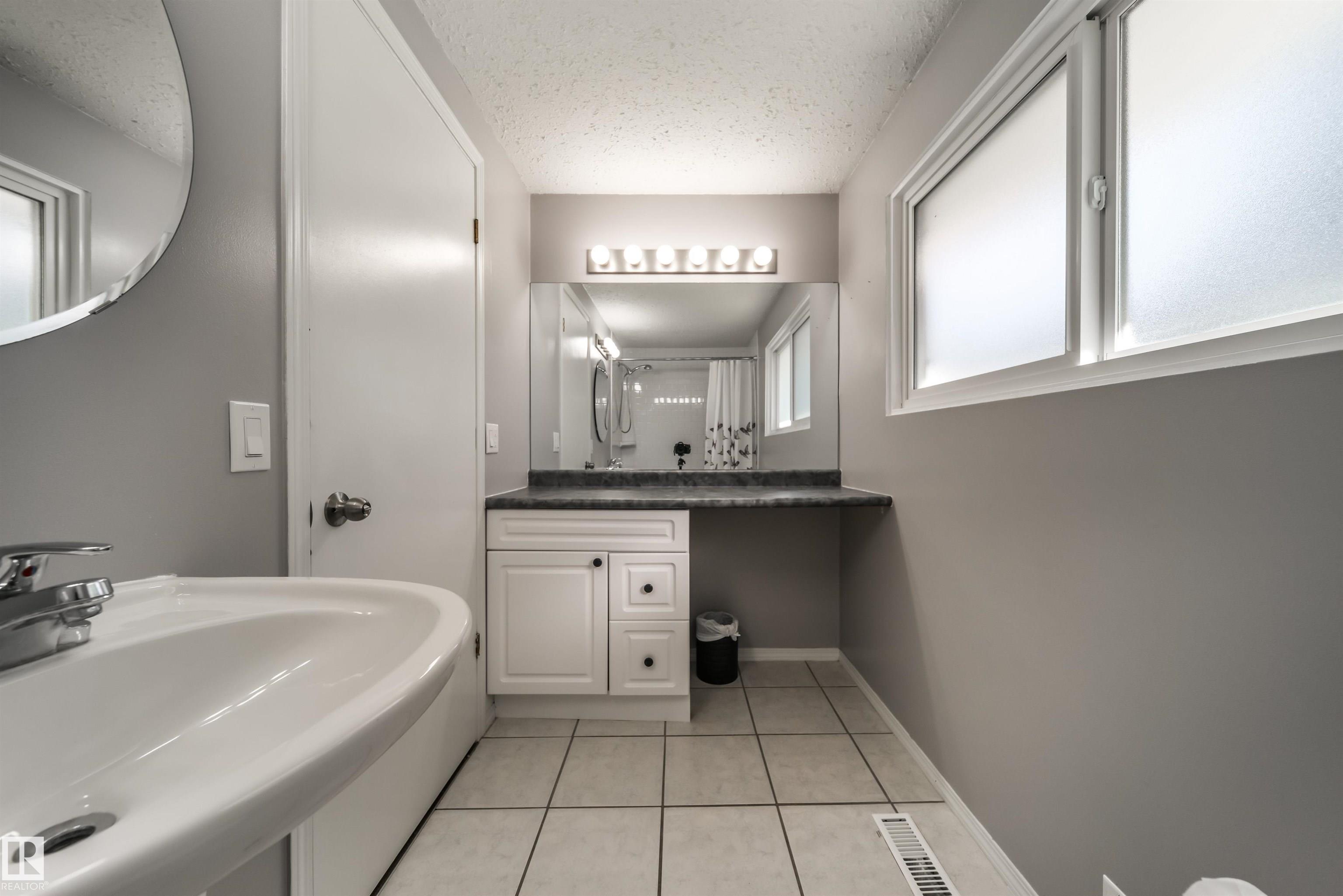 Photo 18 at 16 Graham Avenue, Grandin, St. Albert