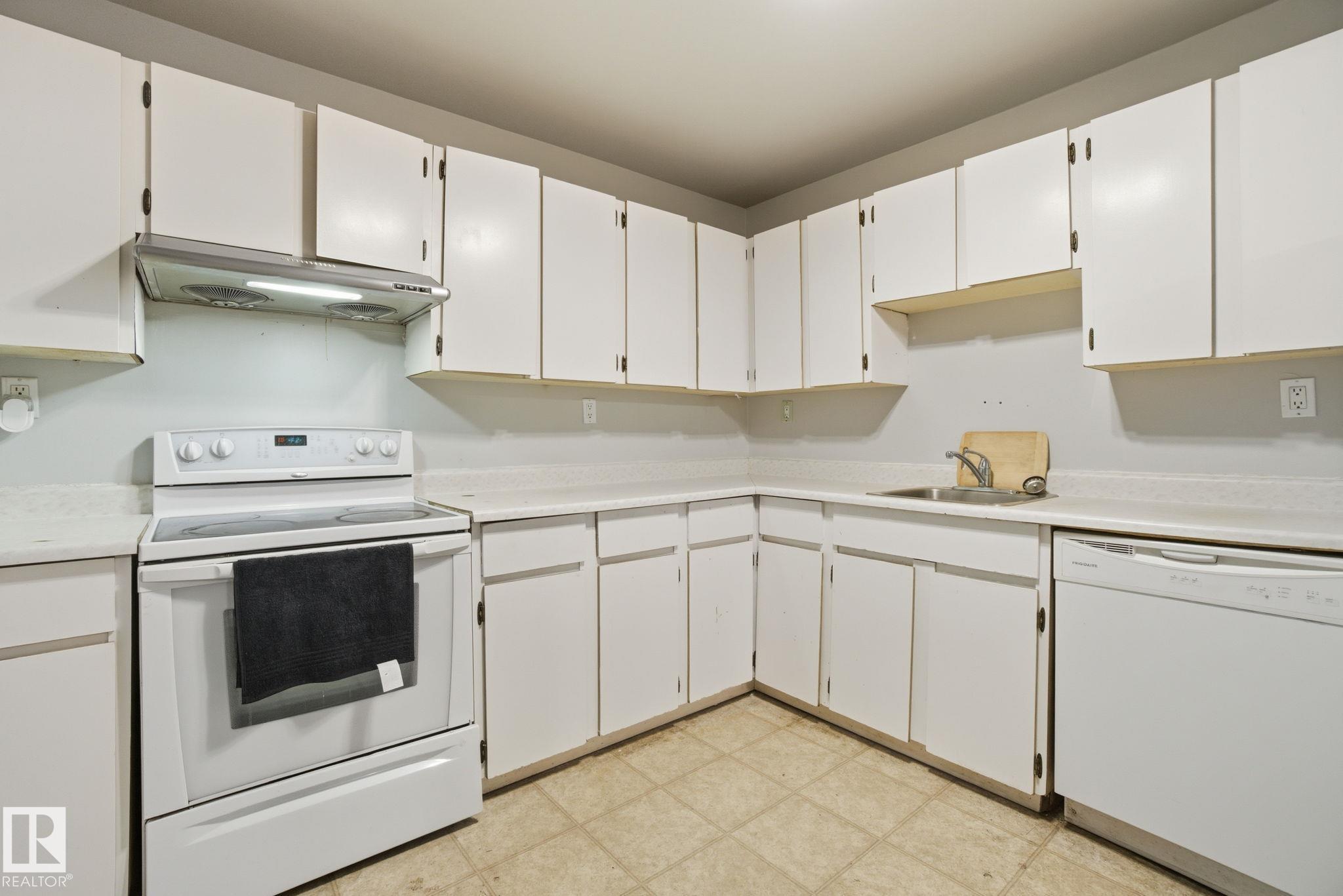 Photo 12 at 106 - 4810 Mill Woods Road S NW, Pollard Meadows, Edmonton