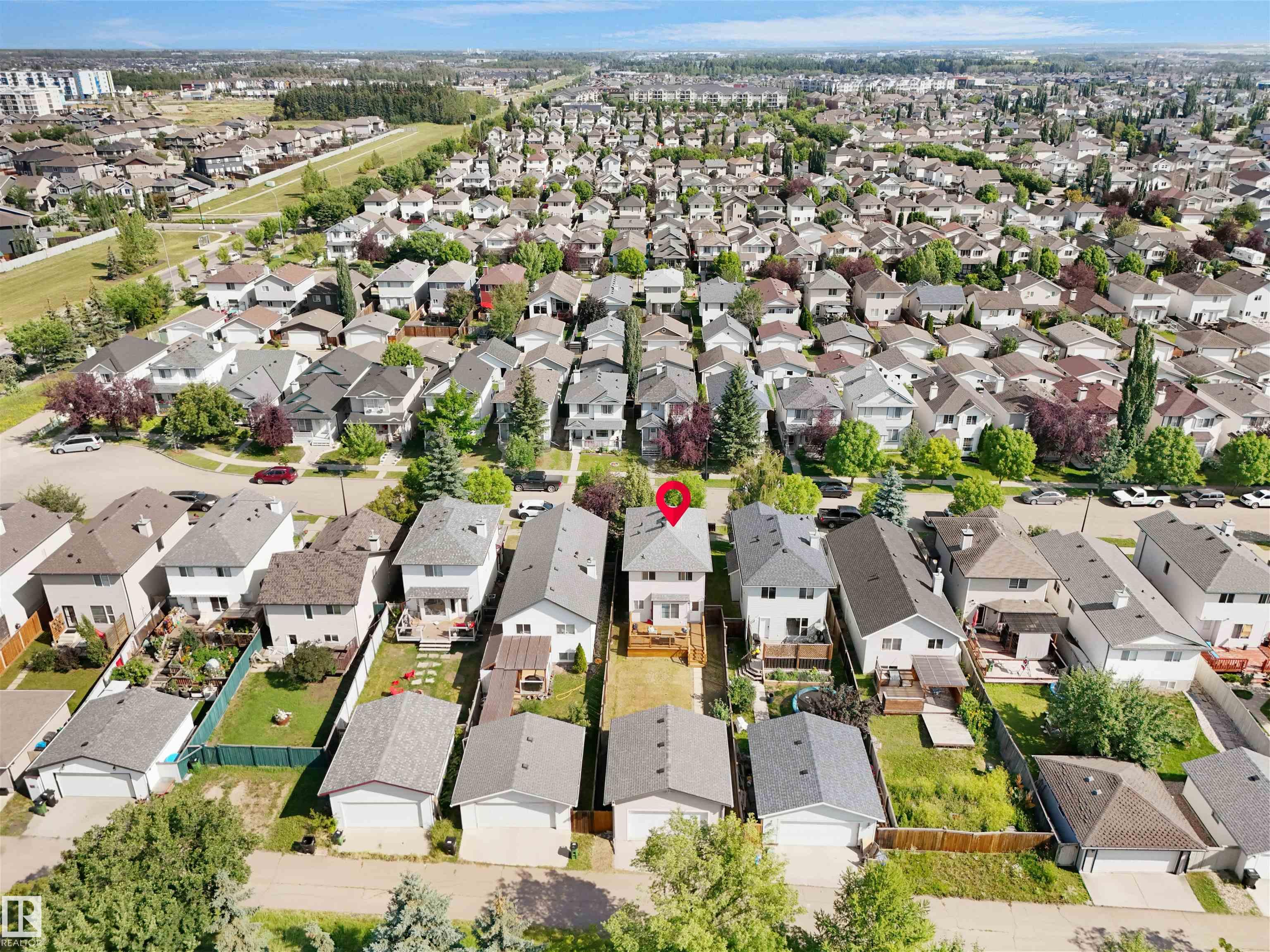 Photo 8 at 21353 87a Avenue NW, Suder Greens, Edmonton