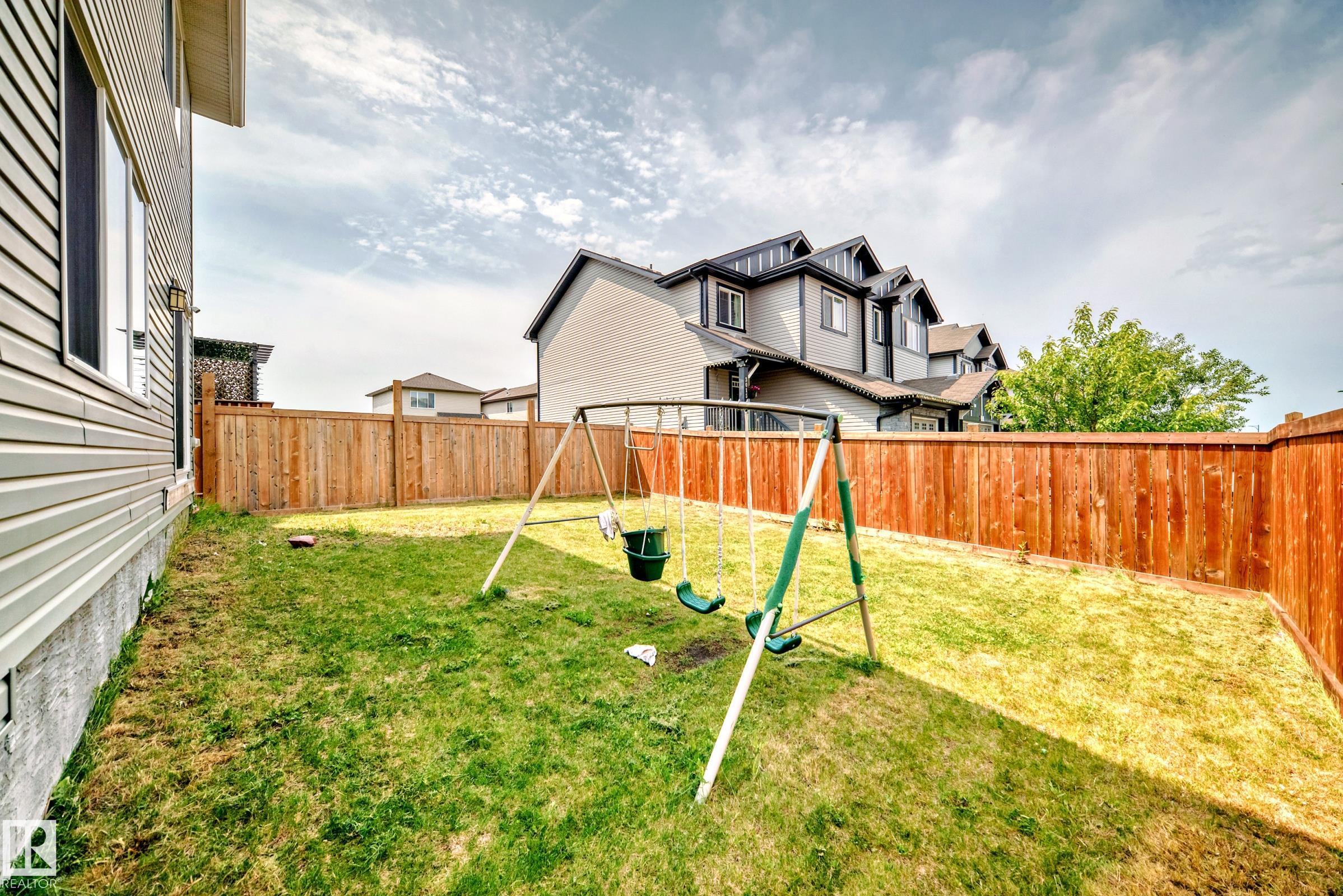 Photo 46 at 1452 30 Street NW, Laurel, Edmonton
