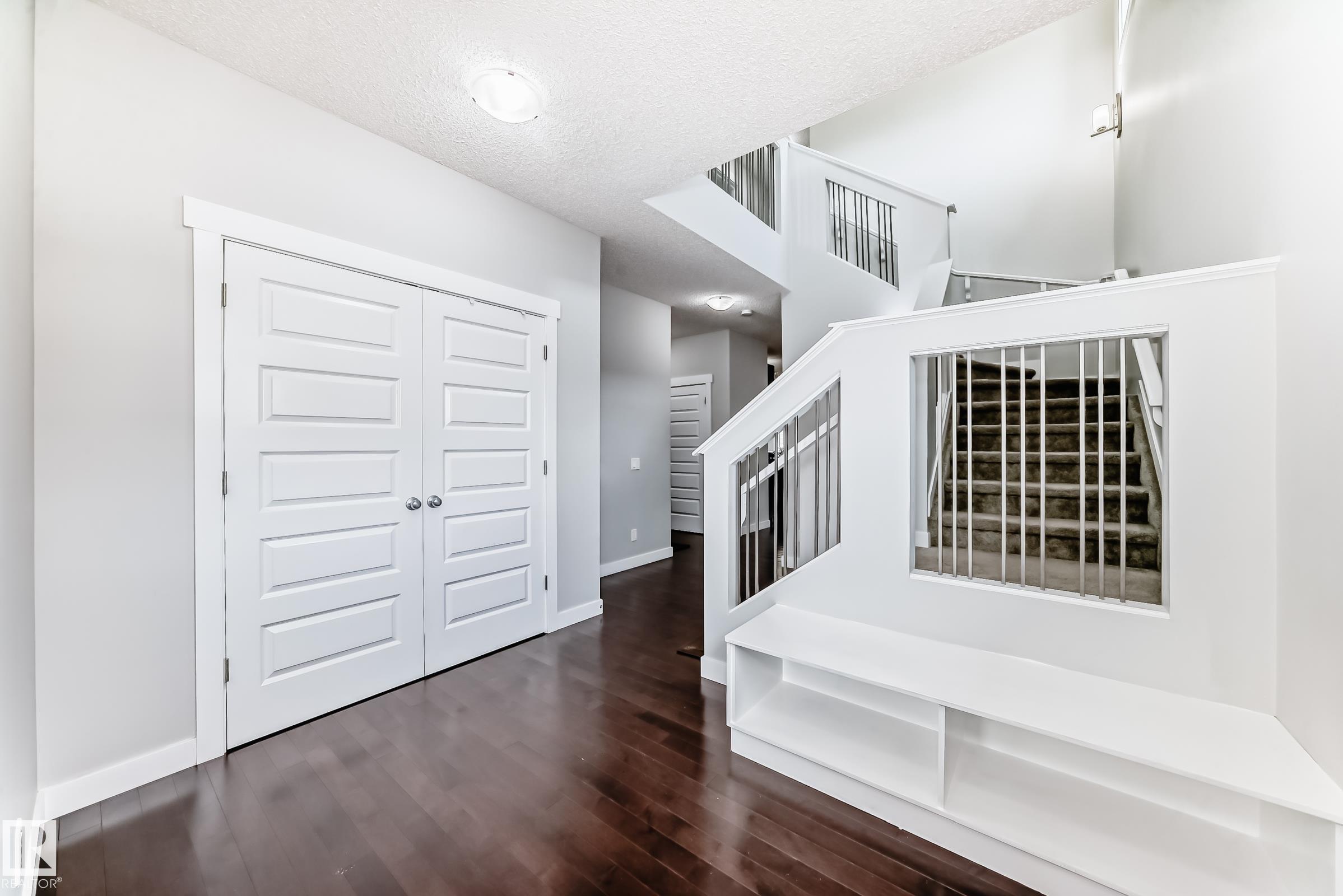 Photo 8 at 1452 30 Street NW, Laurel, Edmonton