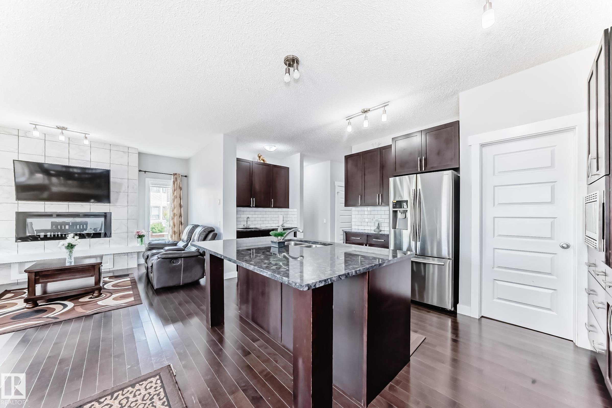 Photo 10 at 1452 30 Street NW, Laurel, Edmonton