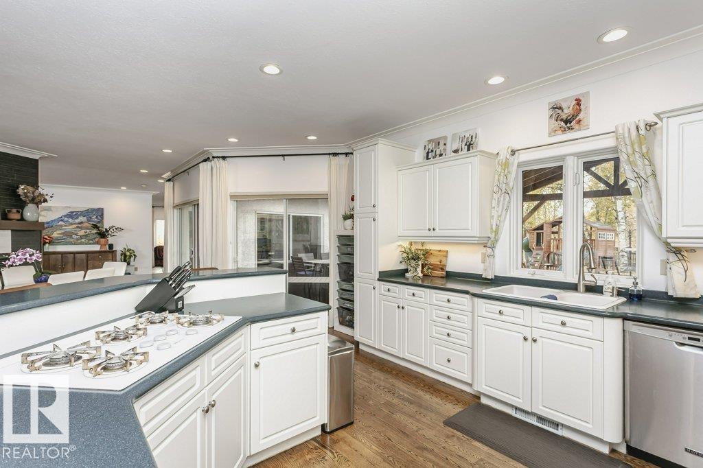 Photo 11 at 52245 Rge Rd 225, Huntington Hills Estates, Rural Strathcona County