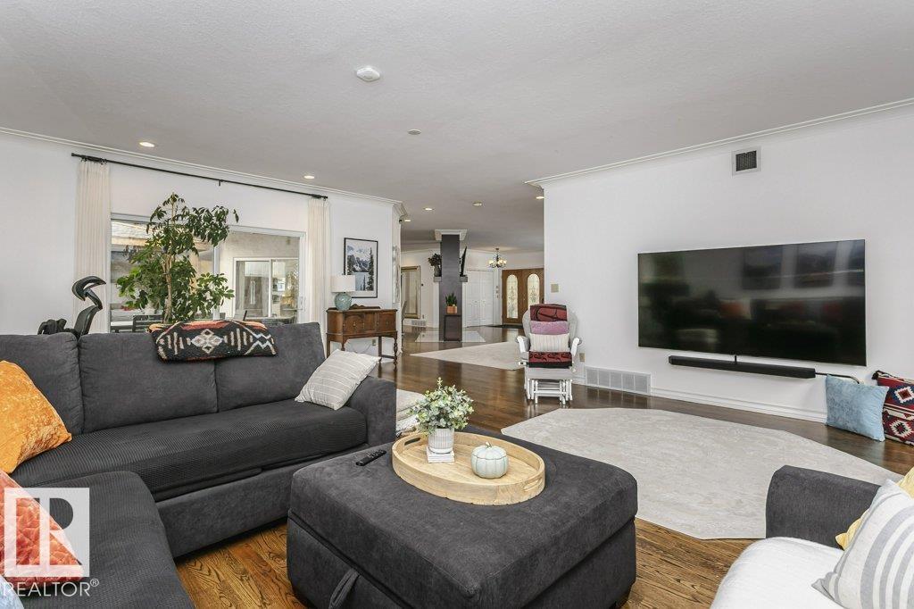 Photo 13 at 52245 Rge Rd 225, Huntington Hills Estates, Rural Strathcona County
