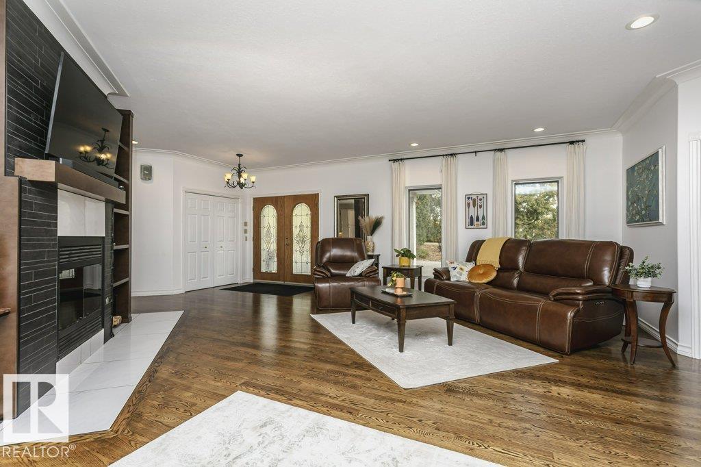 Photo 3 at 52245 Rge Rd 225, Huntington Hills Estates, Rural Strathcona County
