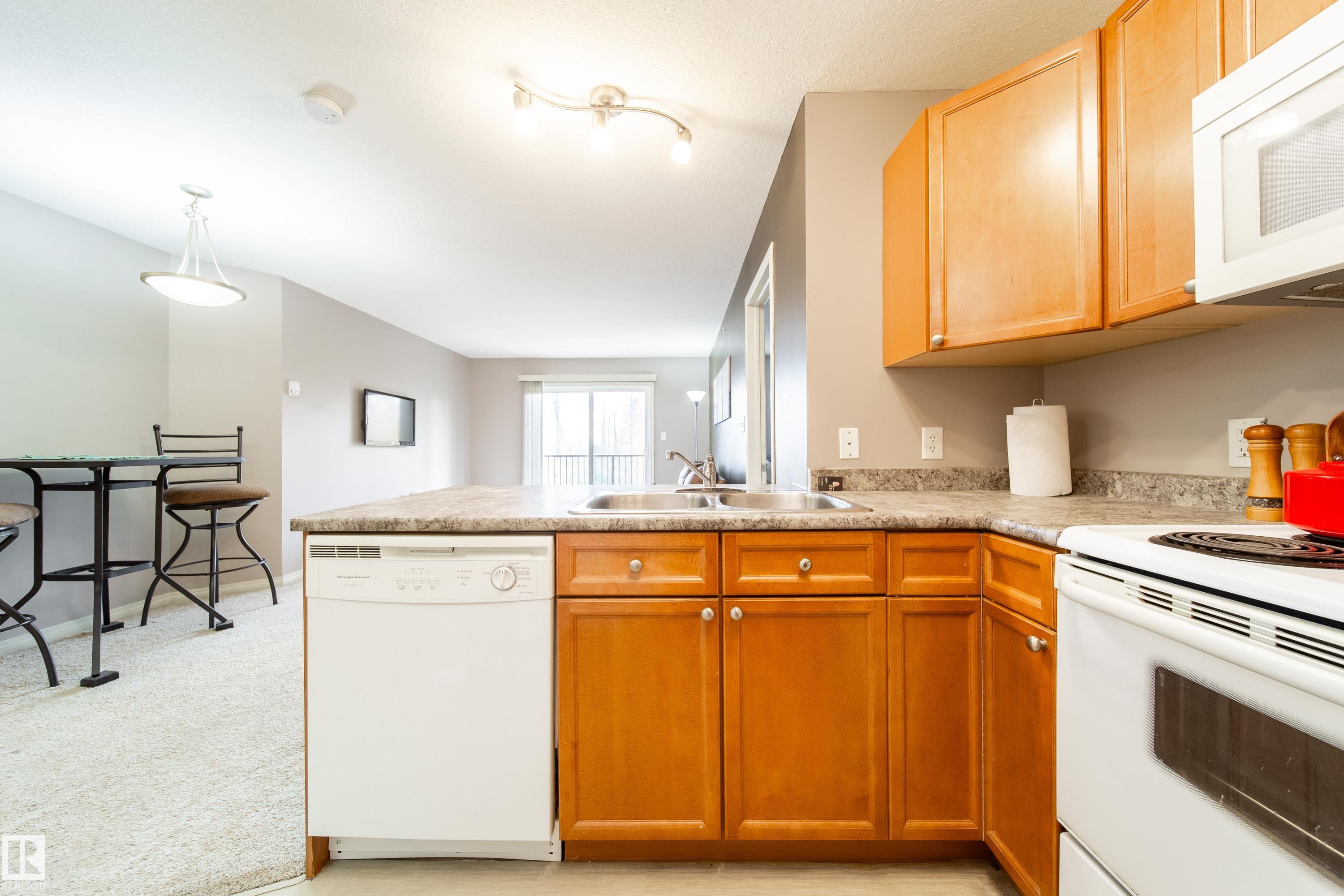 Photo 8 at 401 - 4903 47 Avenue, Old Town, Stony Plain