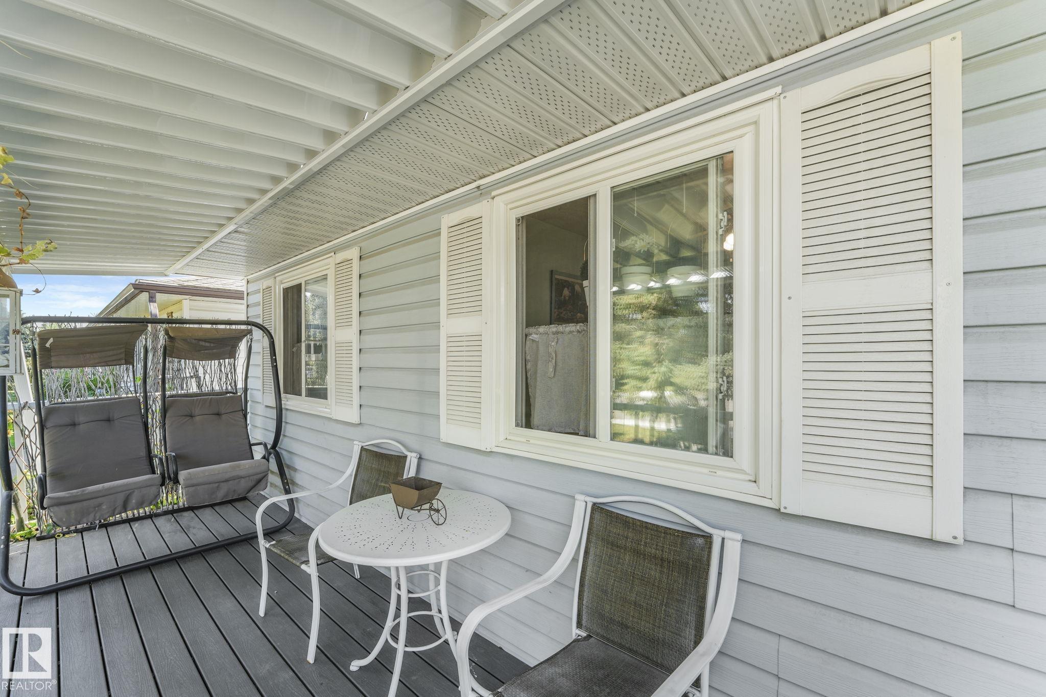 Photo 3 at 9211 130 Avenue NW, Killarney, Edmonton