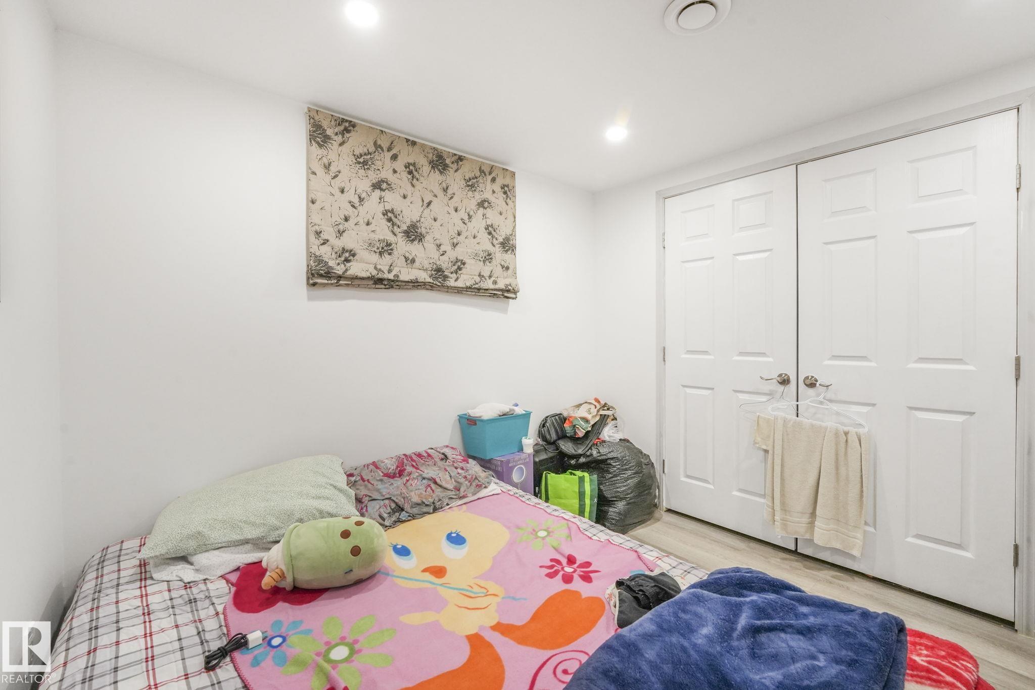 Photo 43 at 9211 130 Avenue NW, Killarney, Edmonton