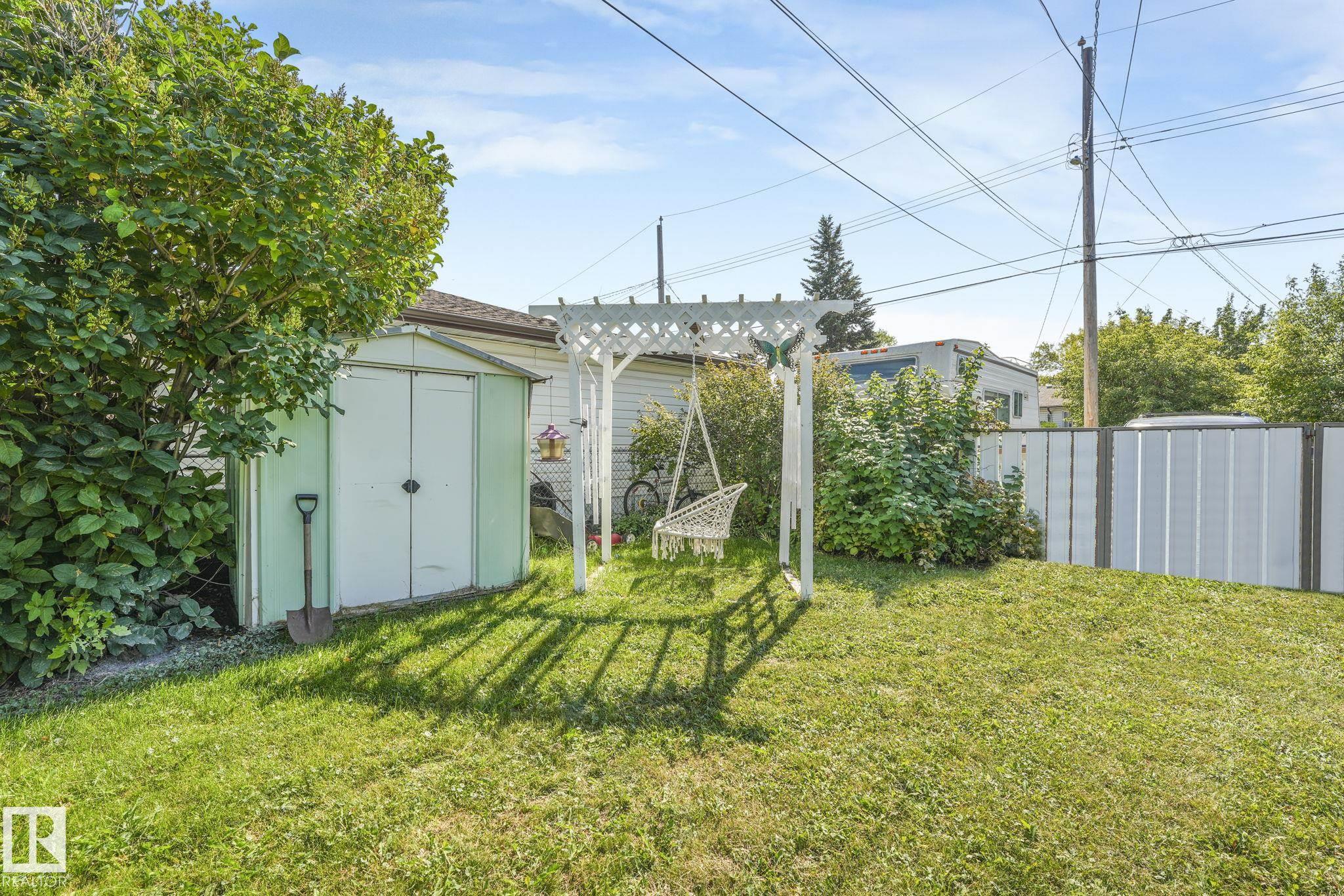 Photo 58 at 9211 130 Avenue NW, Killarney, Edmonton