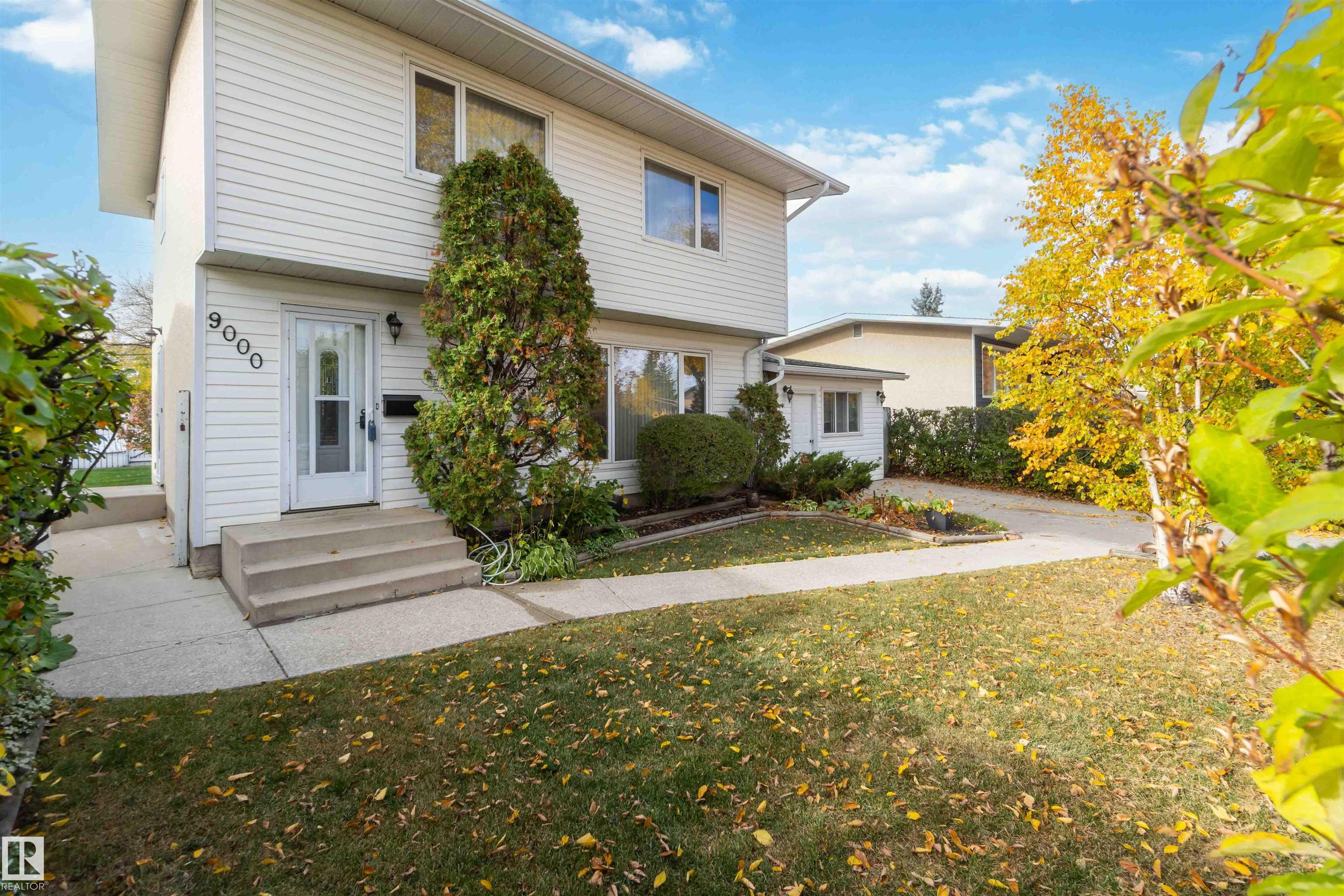 9000 168 Street NW, West Meadowlark Park, Edmonton 