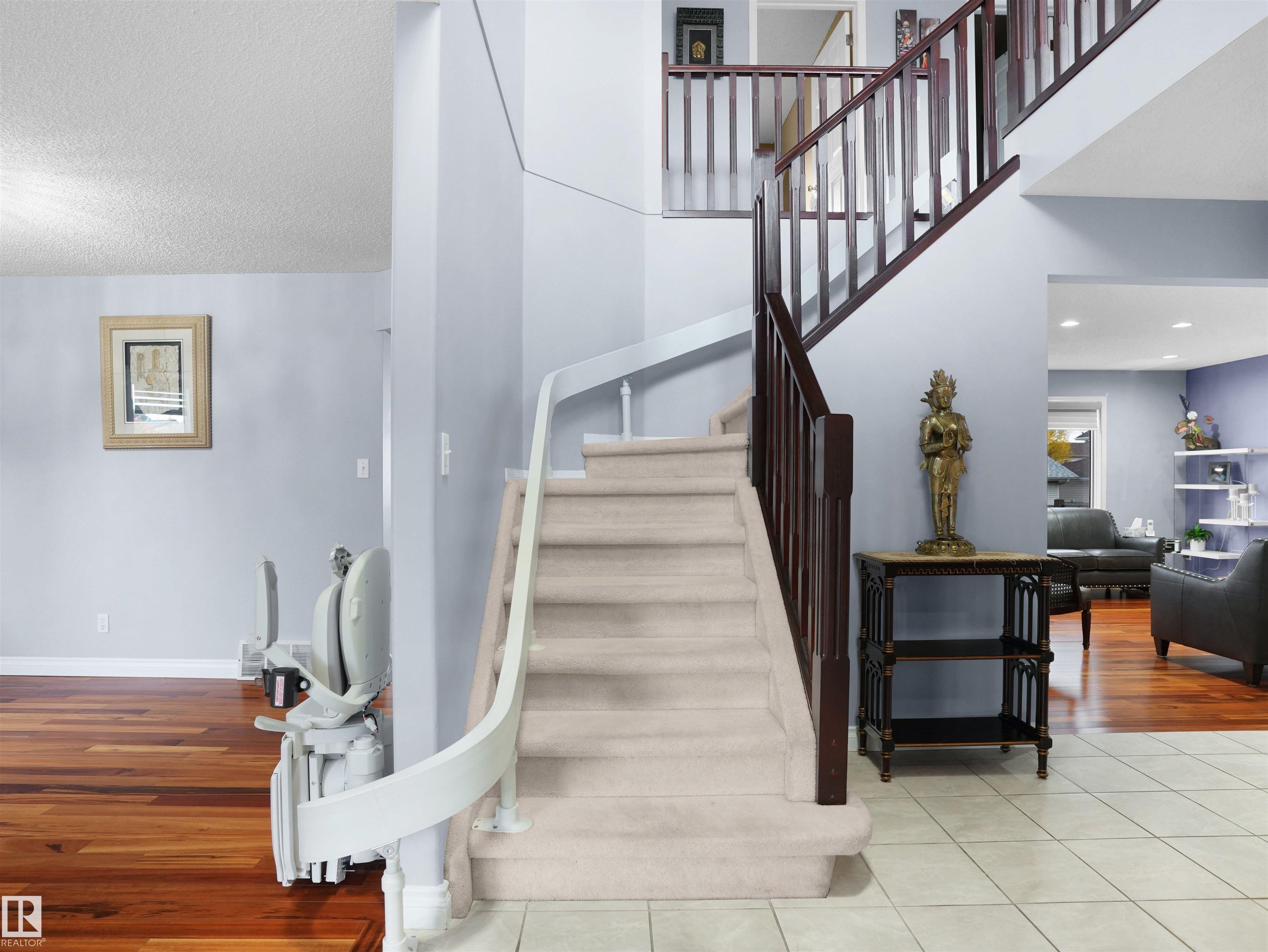 Photo 4 at 3628 31 Street NW, Wild Rose, Edmonton
