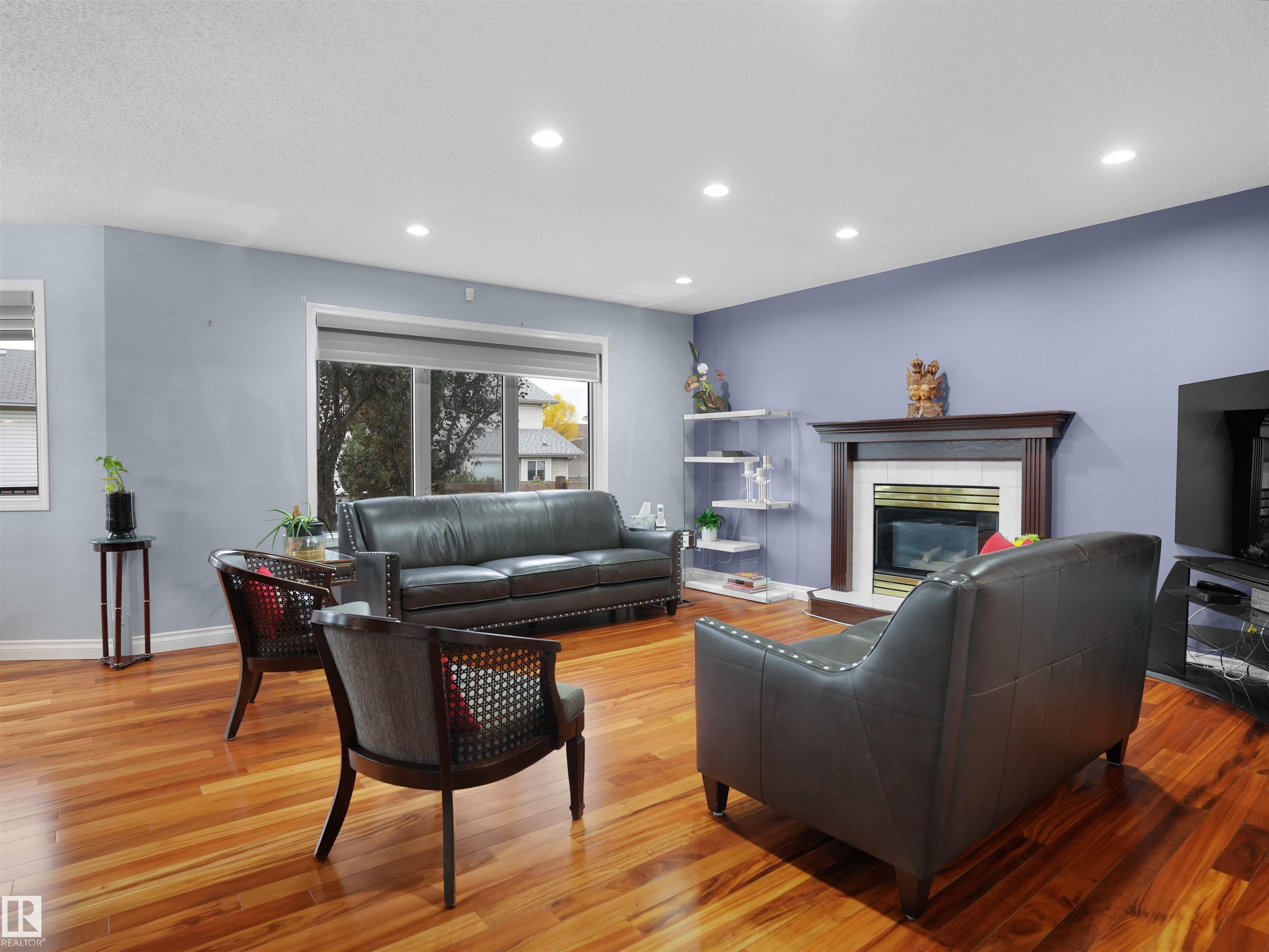 Photo 9 at 3628 31 Street NW, Wild Rose, Edmonton
