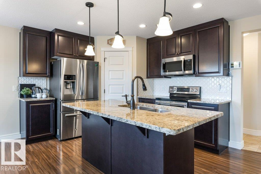 Photo 4 at 3873 Robins Crescent NW, Starling, Edmonton