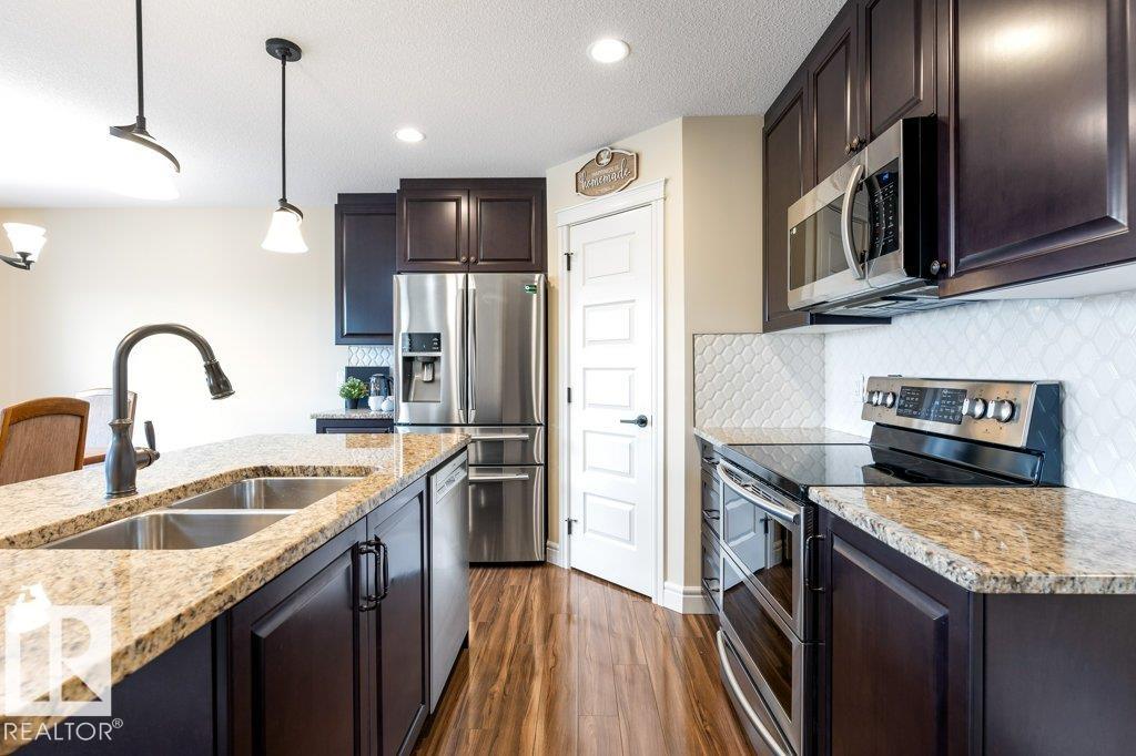 Photo 5 at 3873 Robins Crescent NW, Starling, Edmonton