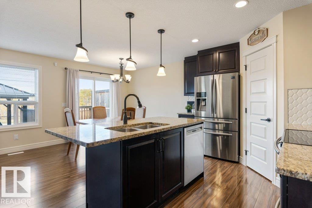 Photo 6 at 3873 Robins Crescent NW, Starling, Edmonton