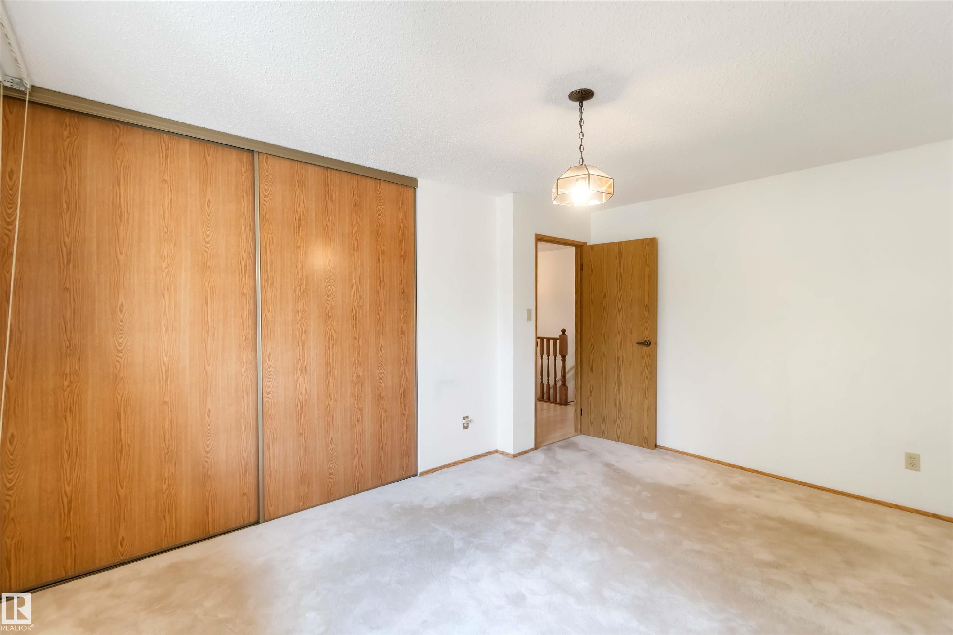 Photo 23 at 223 Oeming Road NW, Bulyea Heights, Edmonton