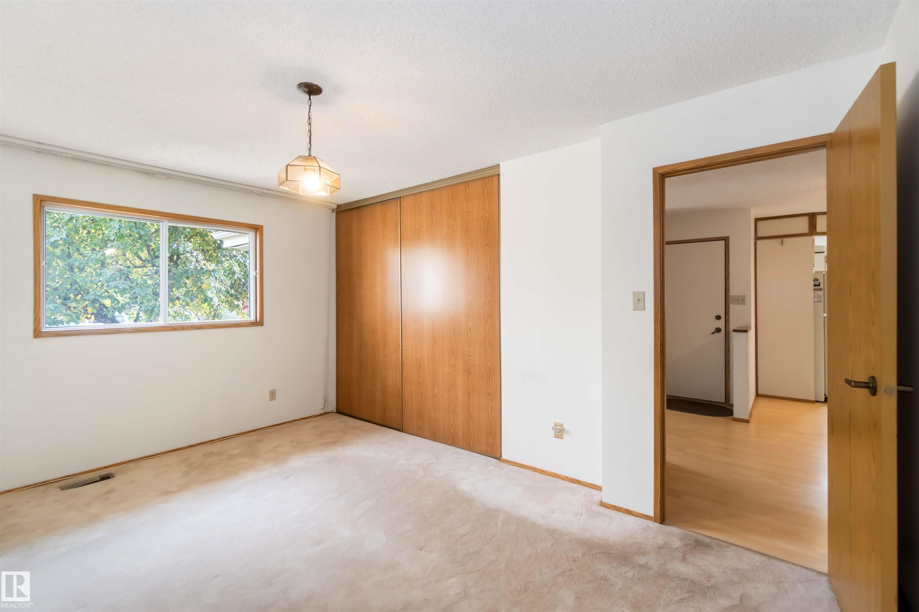 Photo 25 at 223 Oeming Road NW, Bulyea Heights, Edmonton