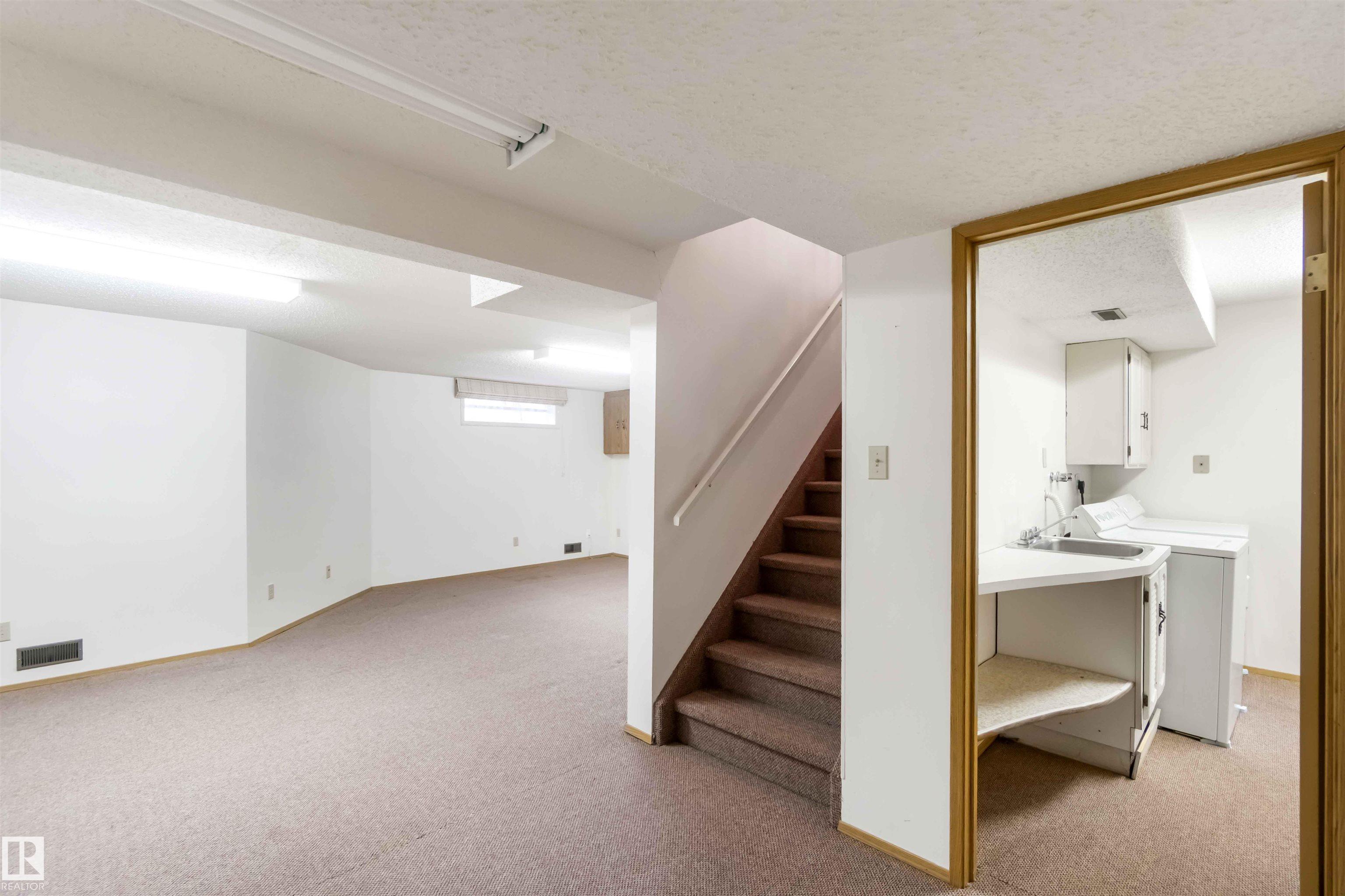 Photo 27 at 223 Oeming Road NW, Bulyea Heights, Edmonton