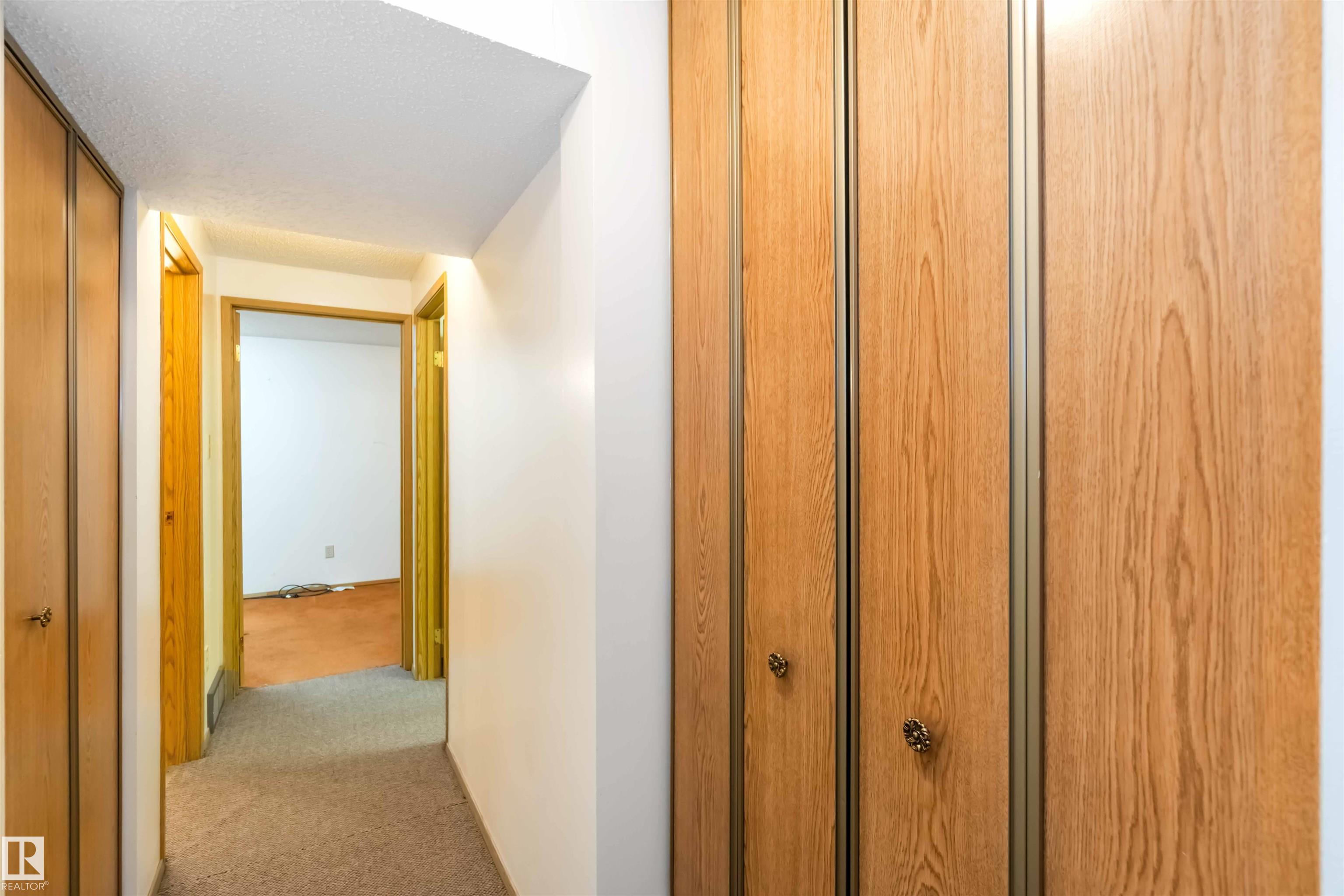 Photo 33 at 223 Oeming Road NW, Bulyea Heights, Edmonton