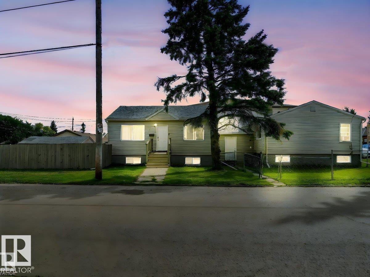 10345 159 Street NW, Britannia Youngstown, Edmonton 