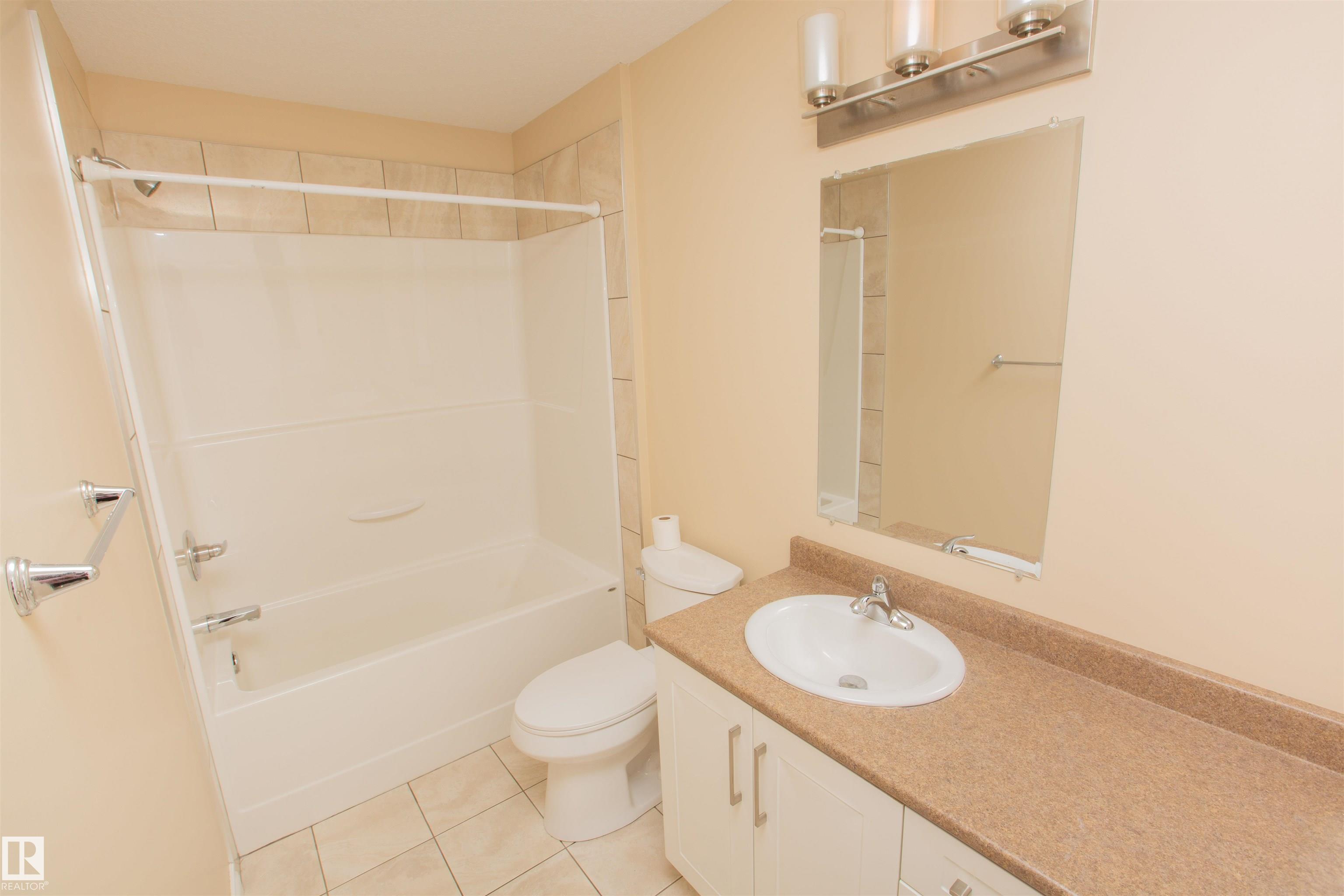 Photo 15 at 11213 125 Street NW, Inglewood, Edmonton