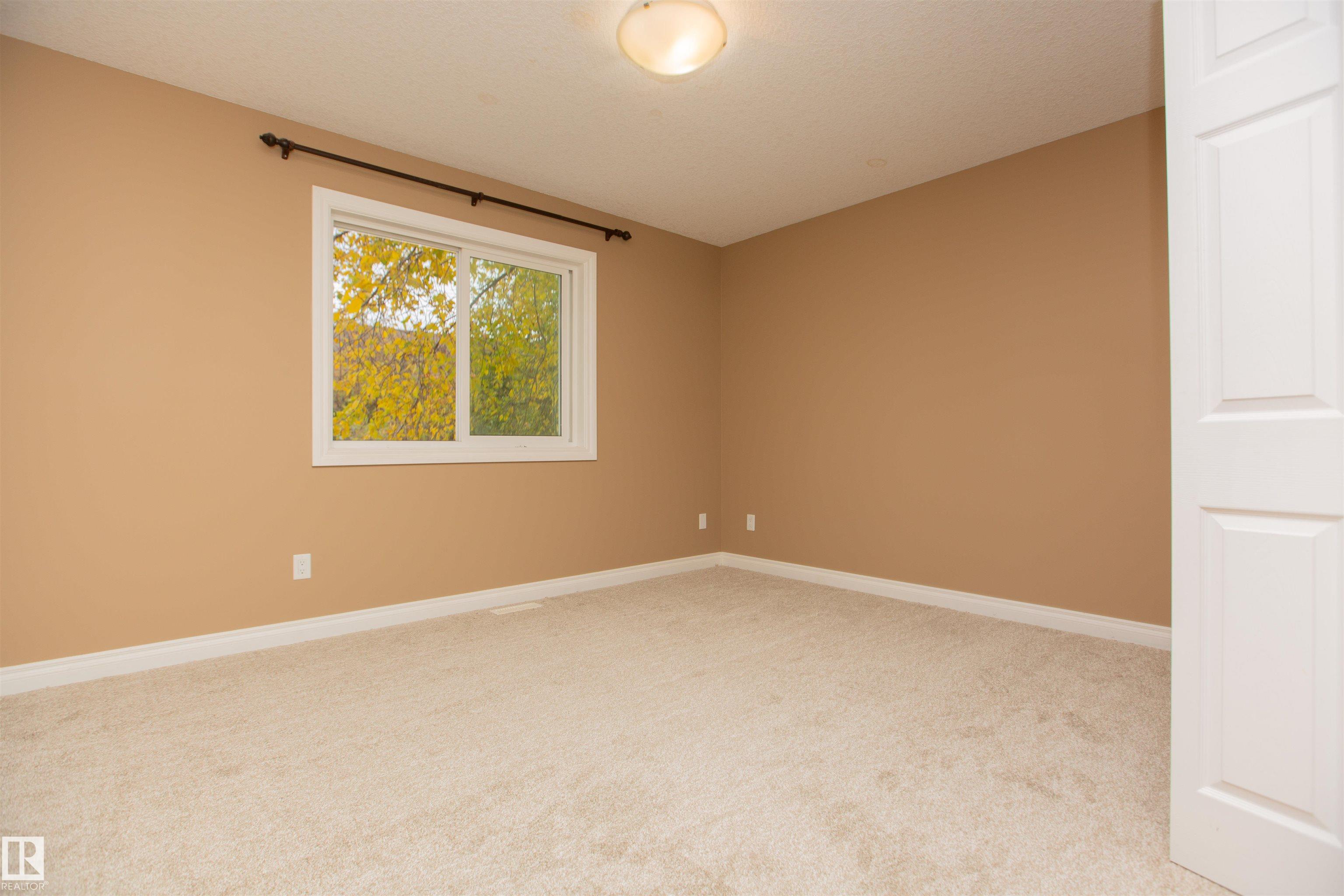 Photo 17 at 11213 125 Street NW, Inglewood, Edmonton