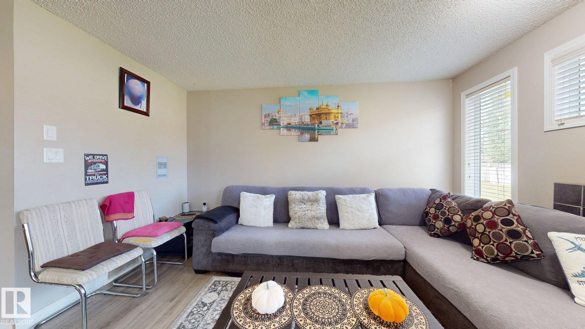 Photo 14 at 1150 37b Avenue NW, Tamarack, Edmonton