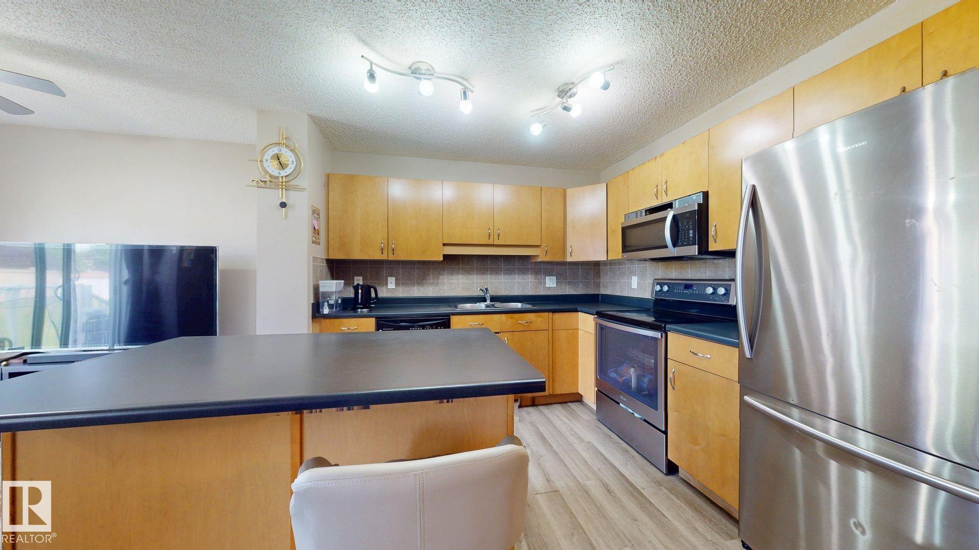 Photo 7 at 1150 37b Avenue NW, Tamarack, Edmonton