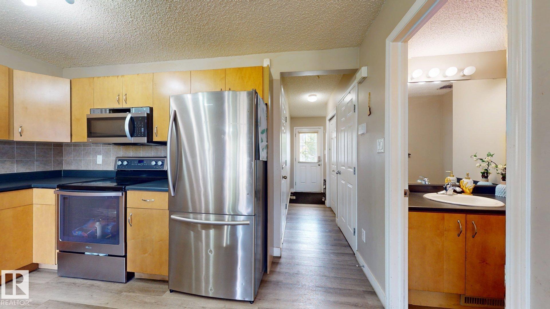 Photo 8 at 1150 37b Avenue NW, Tamarack, Edmonton
