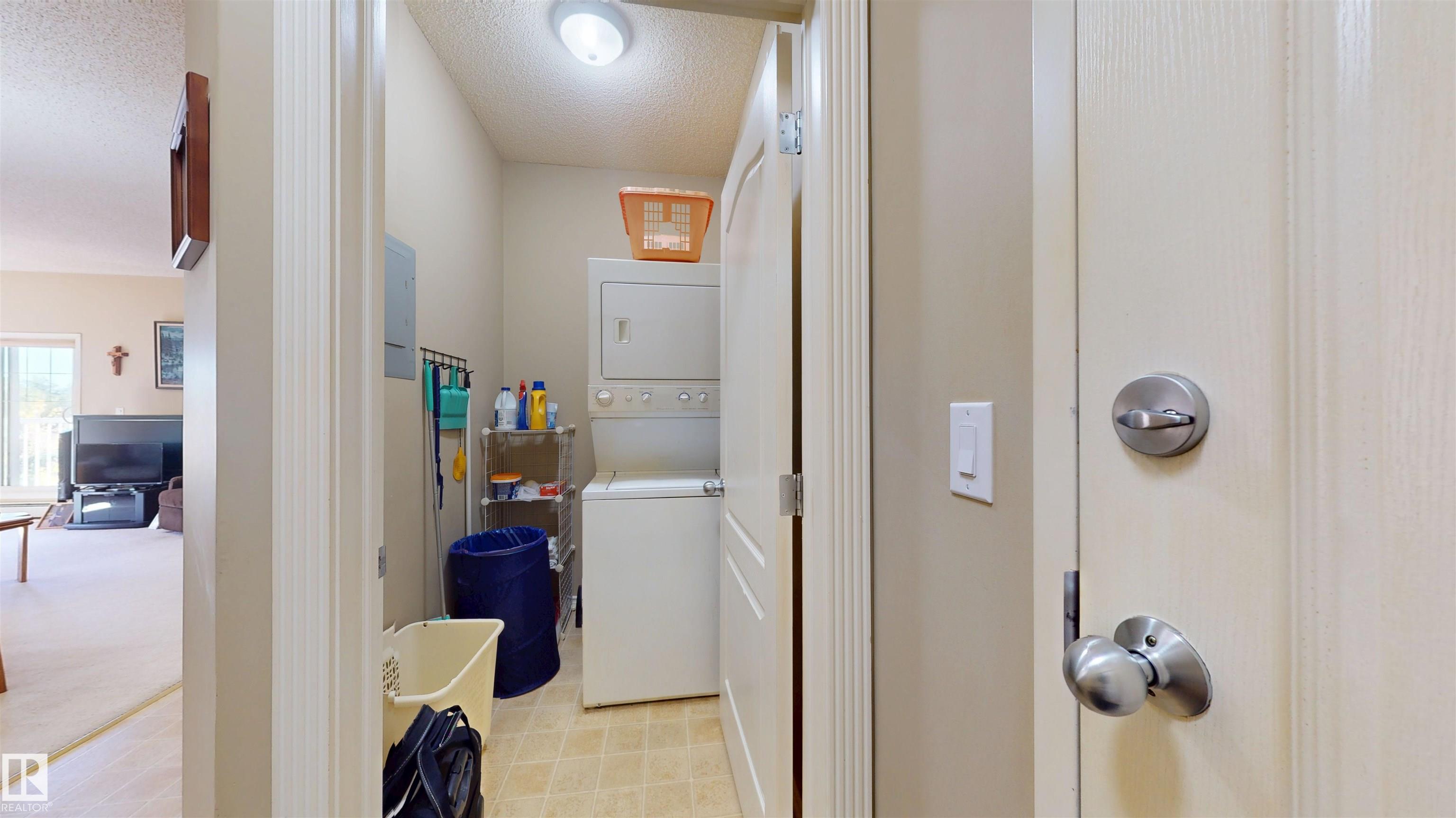 Photo 3 at 227 - 16807 100 Avenue NW, Glenwood, Edmonton