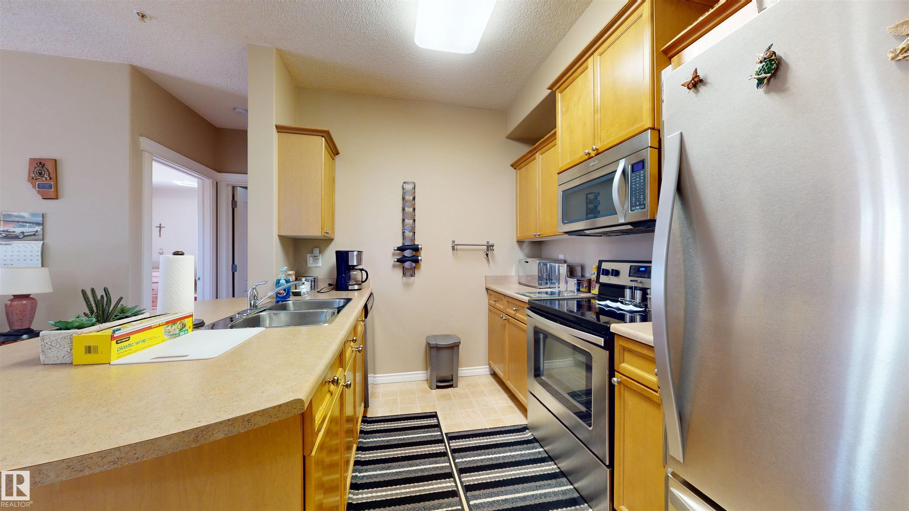 Photo 7 at 227 - 16807 100 Avenue NW, Glenwood, Edmonton