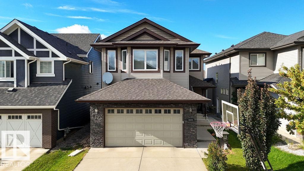 Photo 2 at 5628 19 Avenue SW, Walker, Edmonton