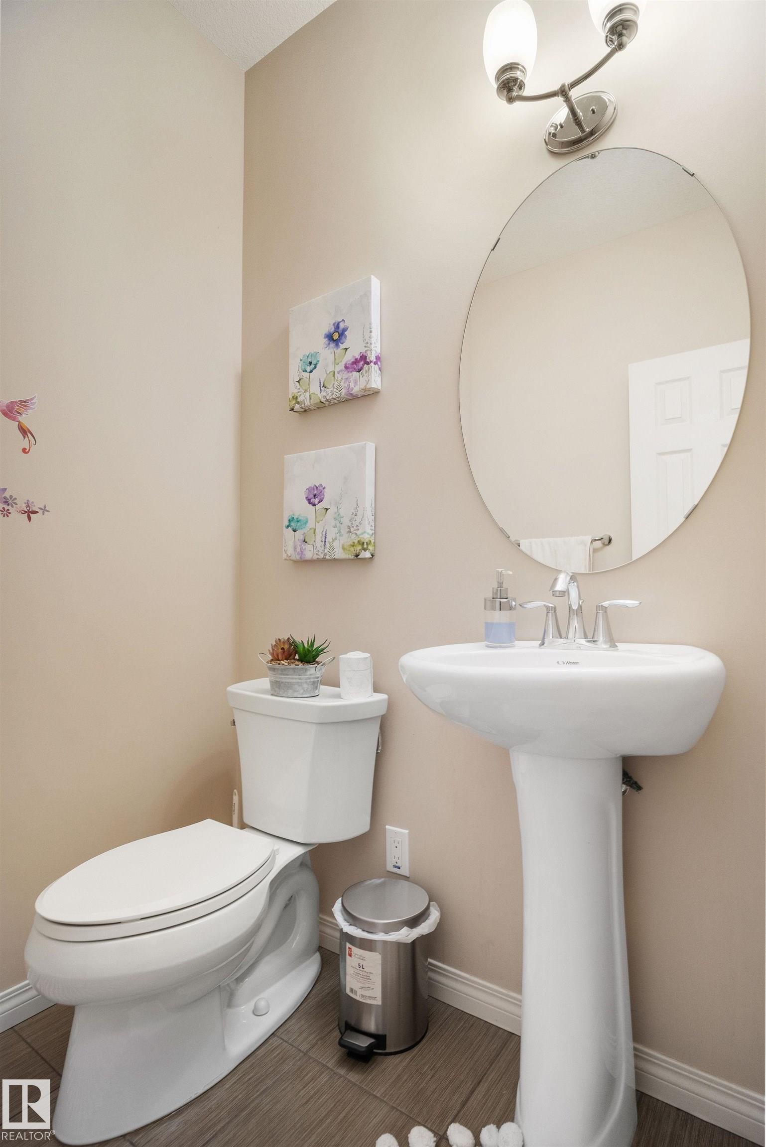 Photo 18 at 5628 19 Avenue SW, Walker, Edmonton