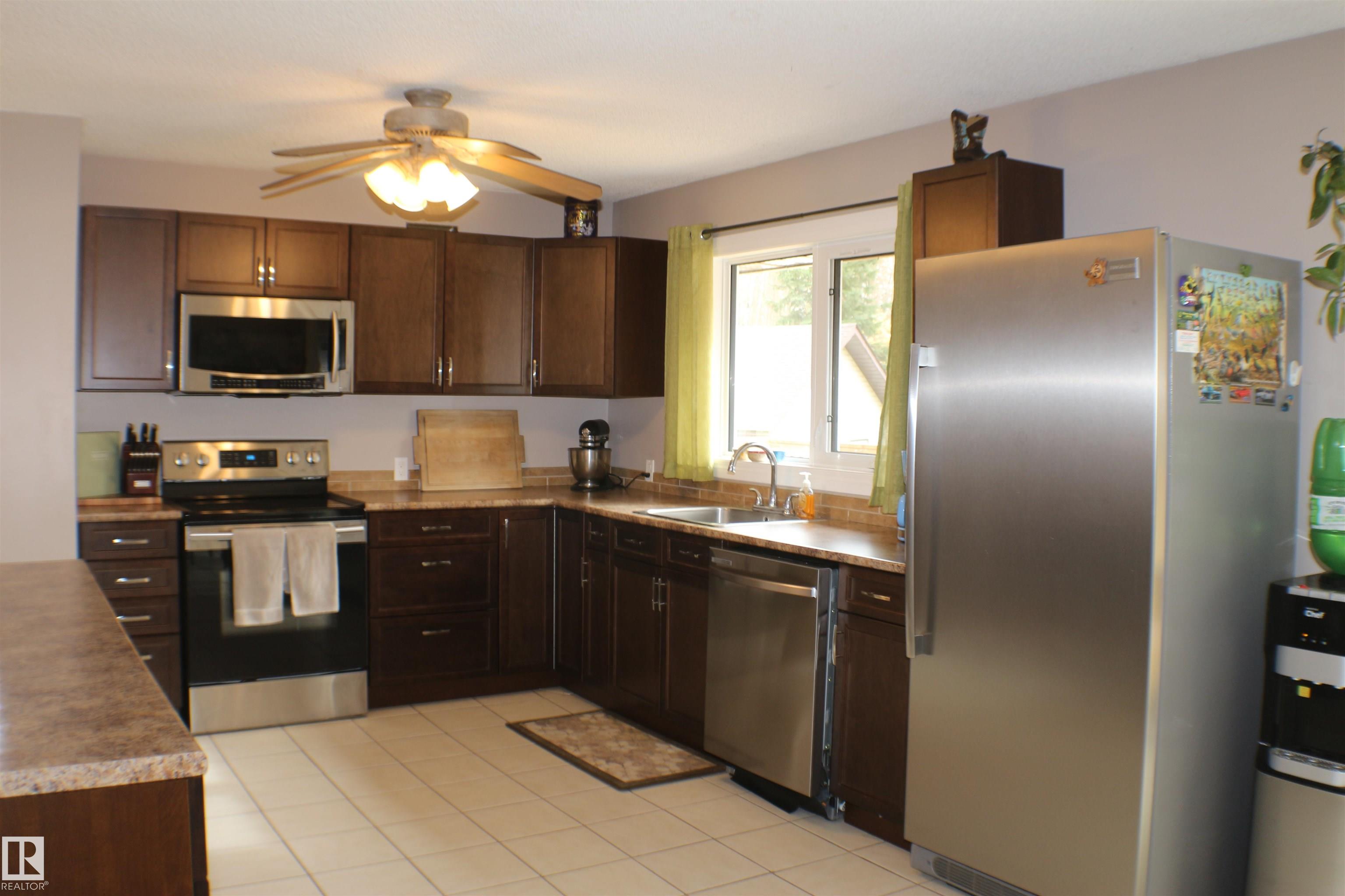 Photo 9 at 170 - 51049 Rge Road 214, Bristol Estates, Rural Strathcona County