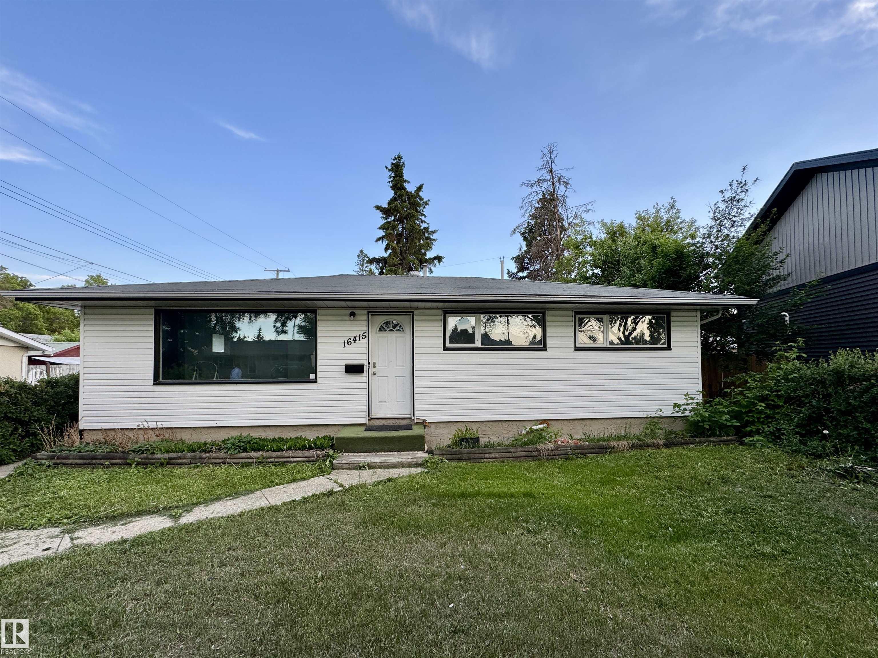 16415 106 Avenue NW, Britannia Youngstown, Edmonton 