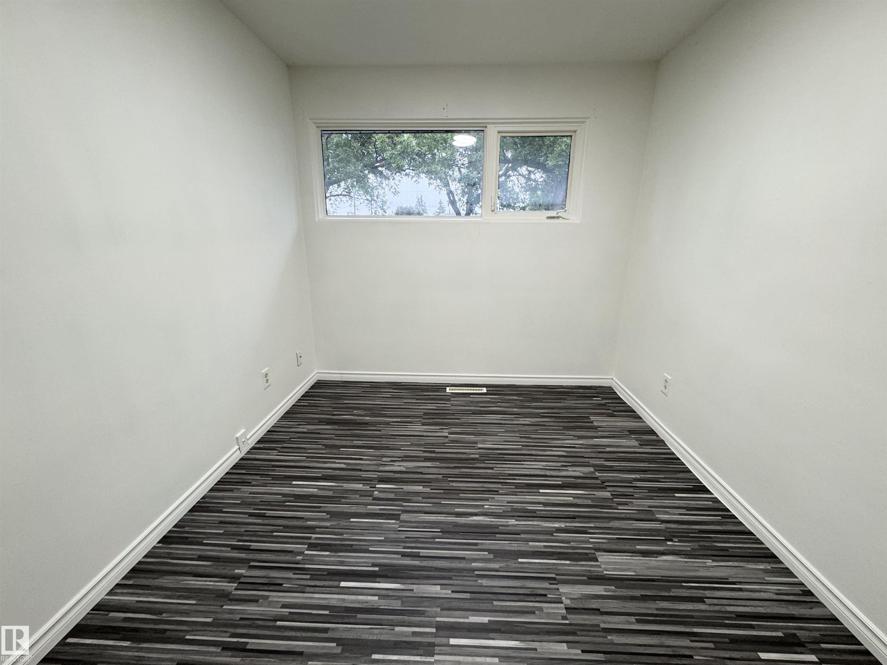 Photo 24 at 16415 106 Avenue NW, Britannia Youngstown, Edmonton