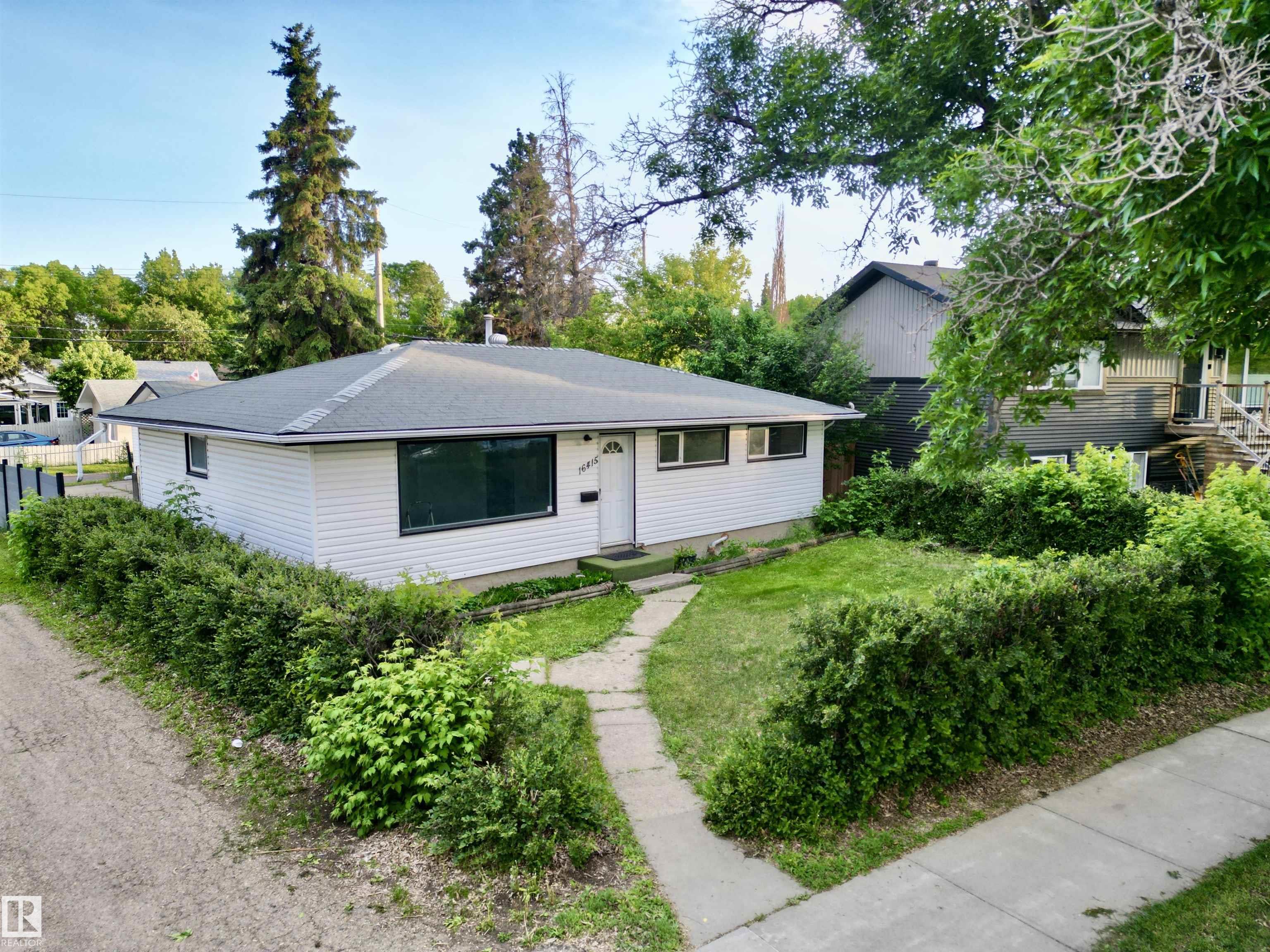 Photo 36 at 16415 106 Avenue NW, Britannia Youngstown, Edmonton